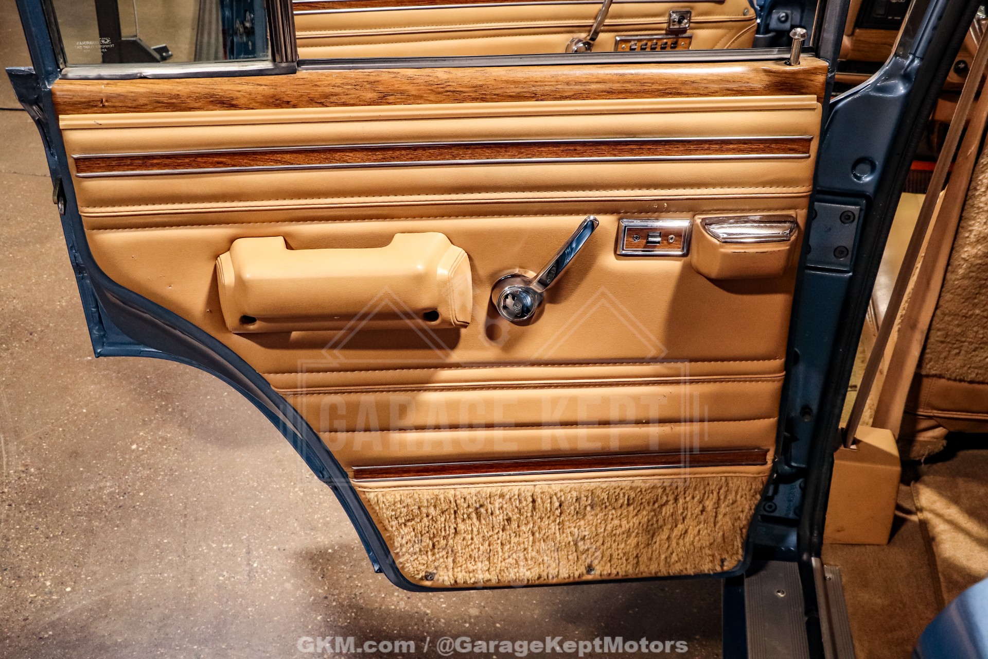 1987 Jeep Grand Wagoneer 96