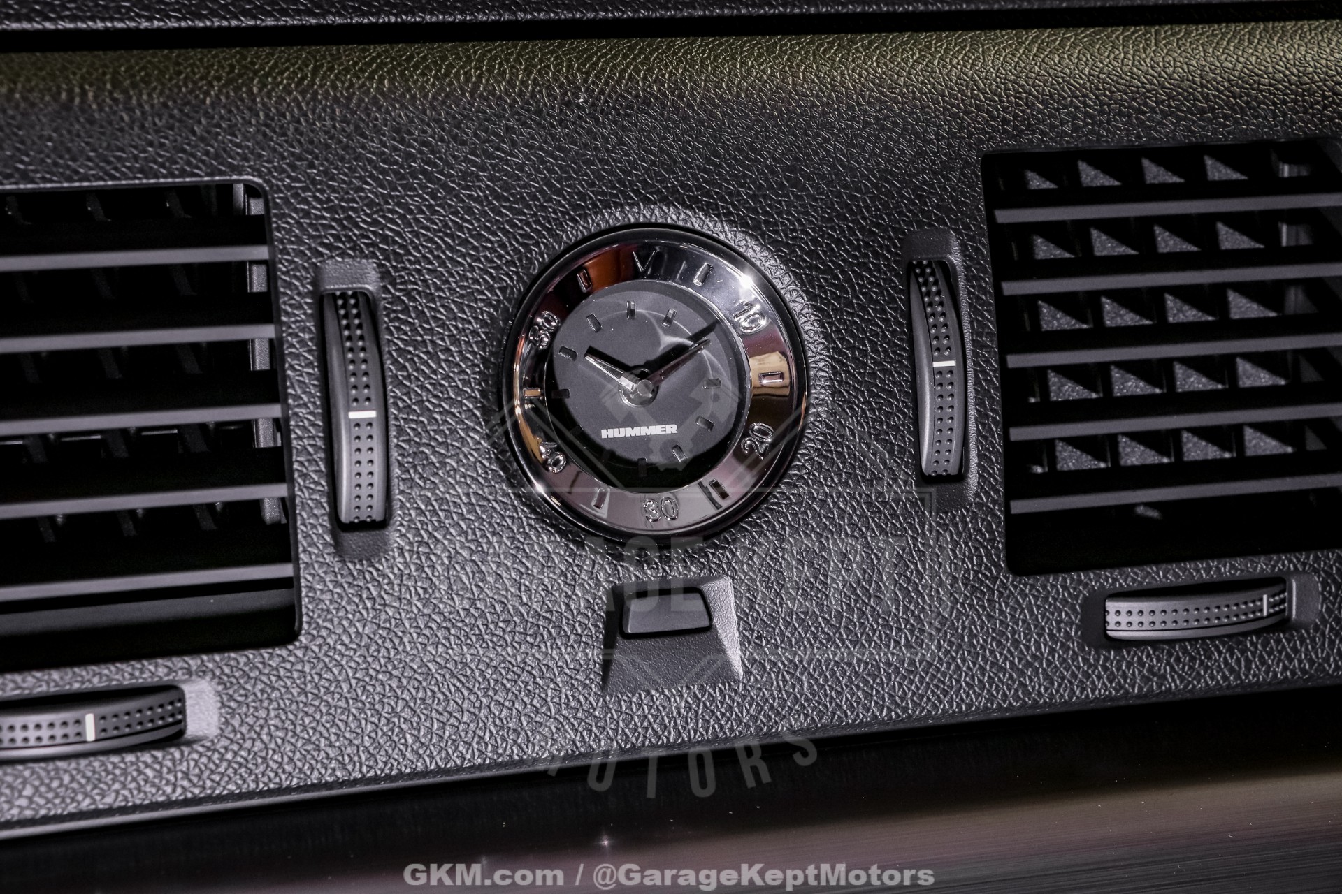 2009 HUMMER H2 140