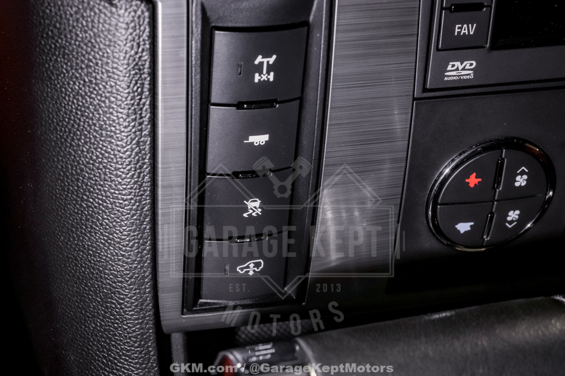 2009 HUMMER H2 142