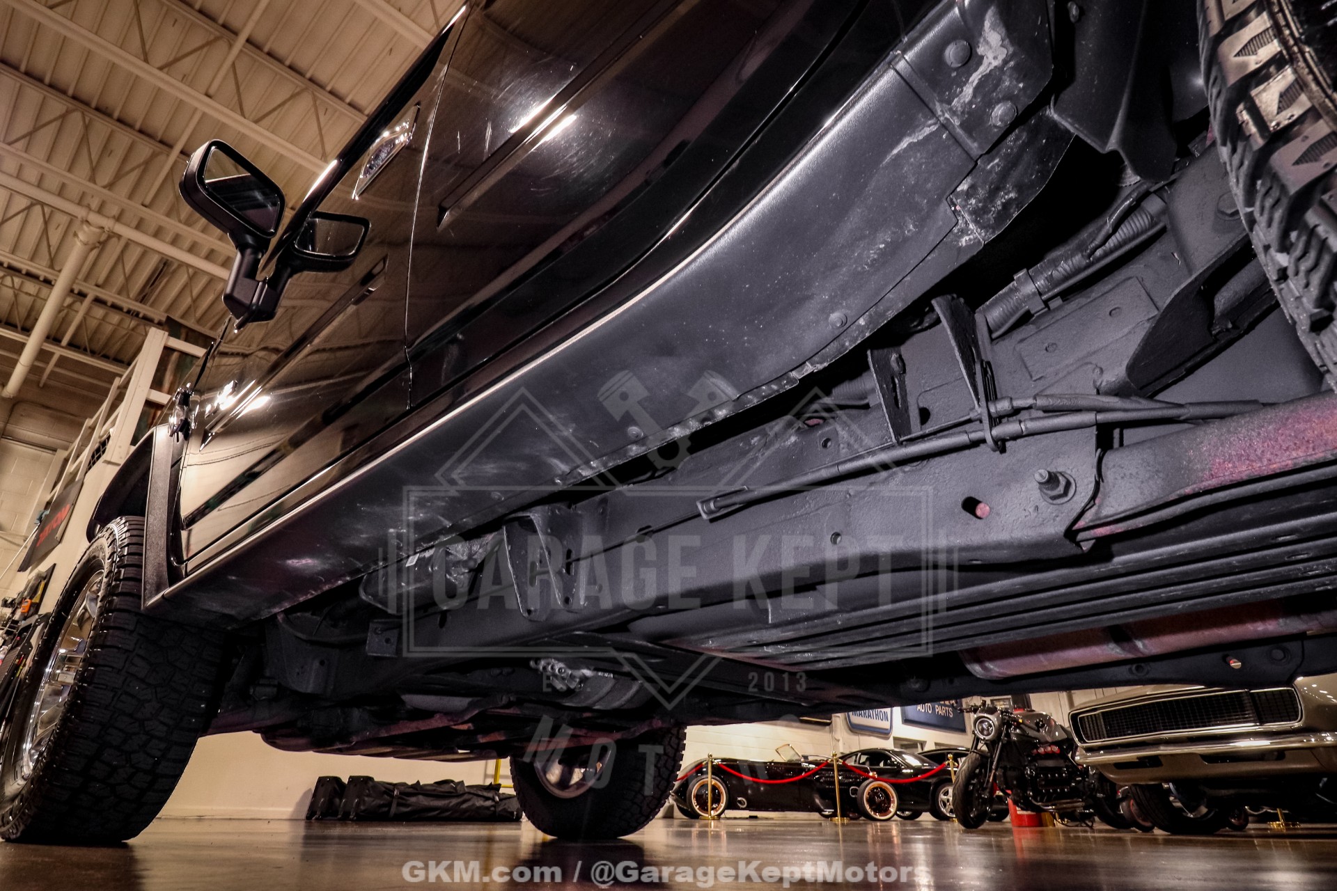 2009 HUMMER H2 180