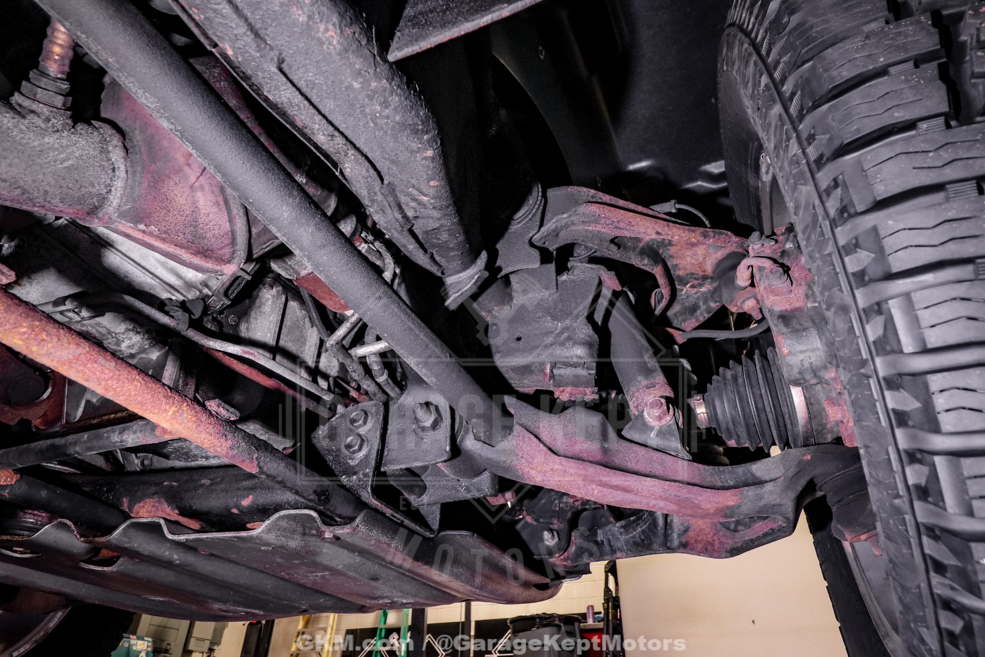 2009 HUMMER H2 216