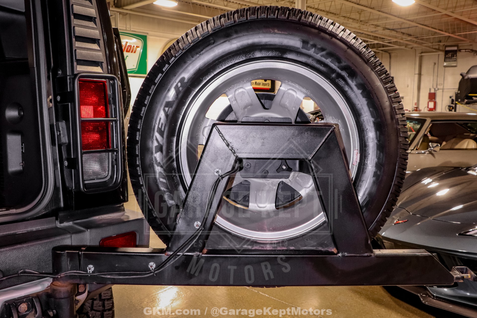 2009 HUMMER H2 88