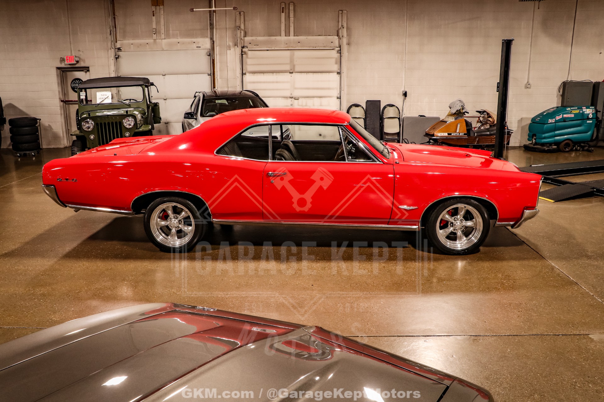 1966 Pontiac GTO 10
