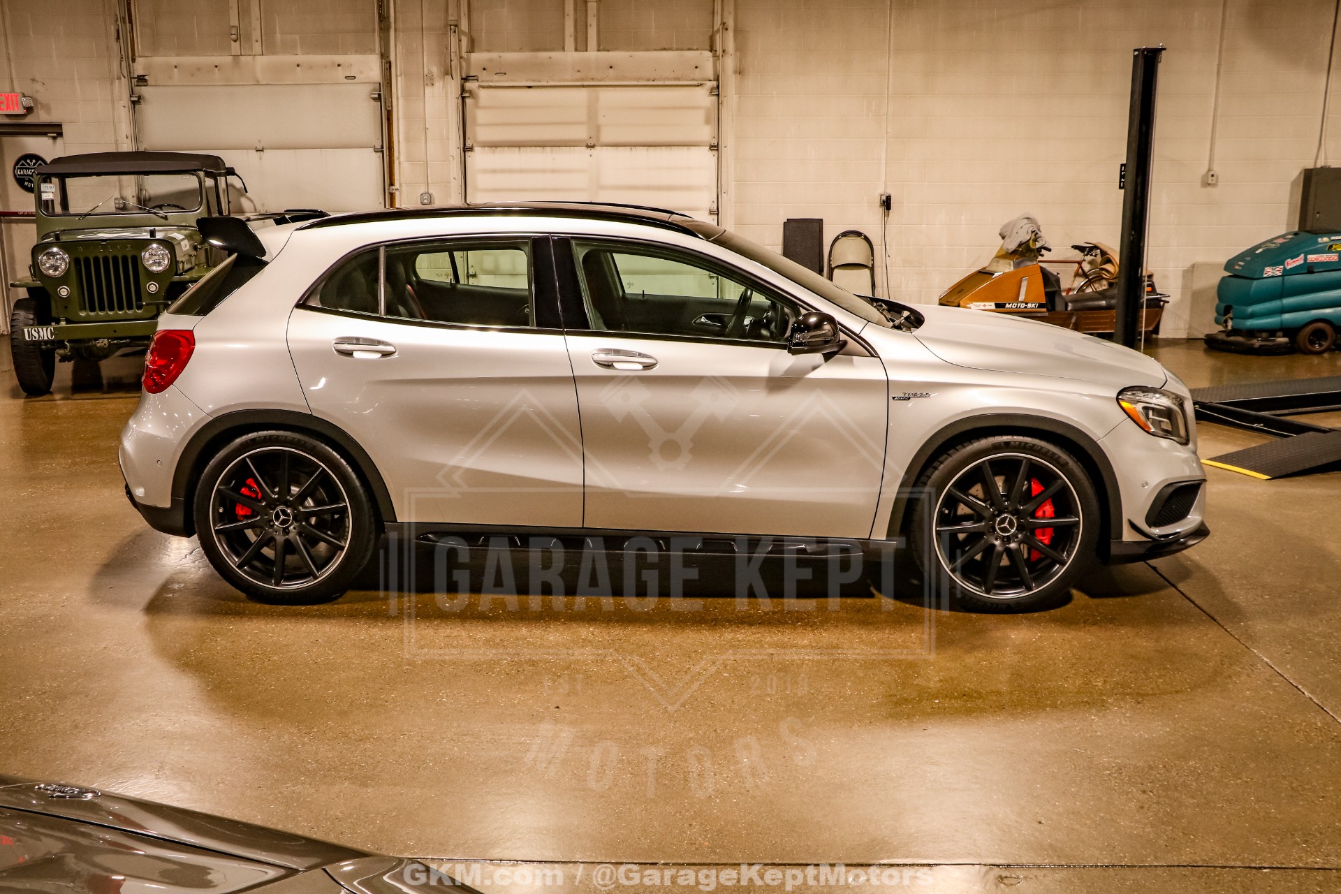 2016 Mercedes-Benz GLA 10