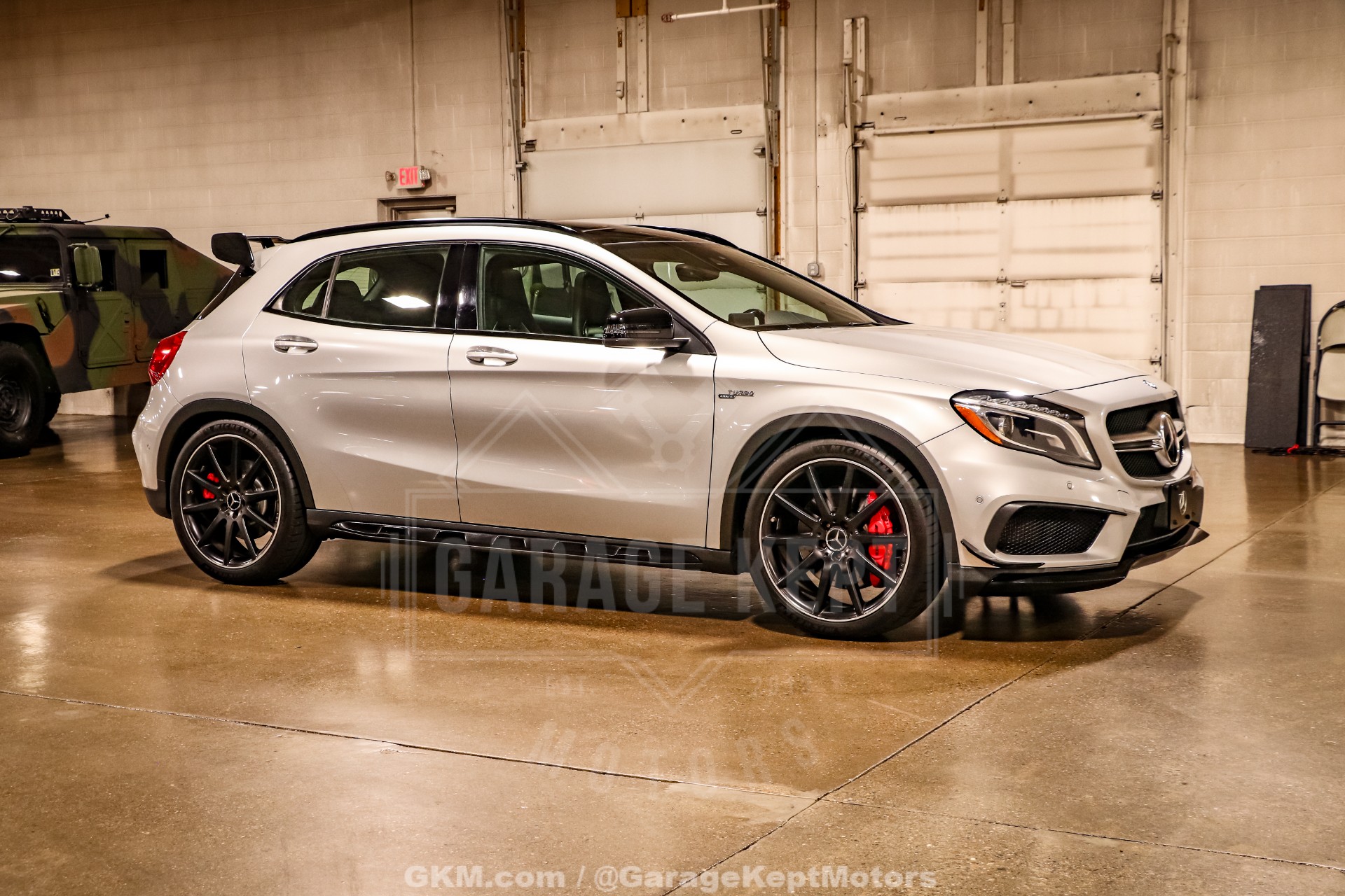 2016 Mercedes-Benz GLA 11