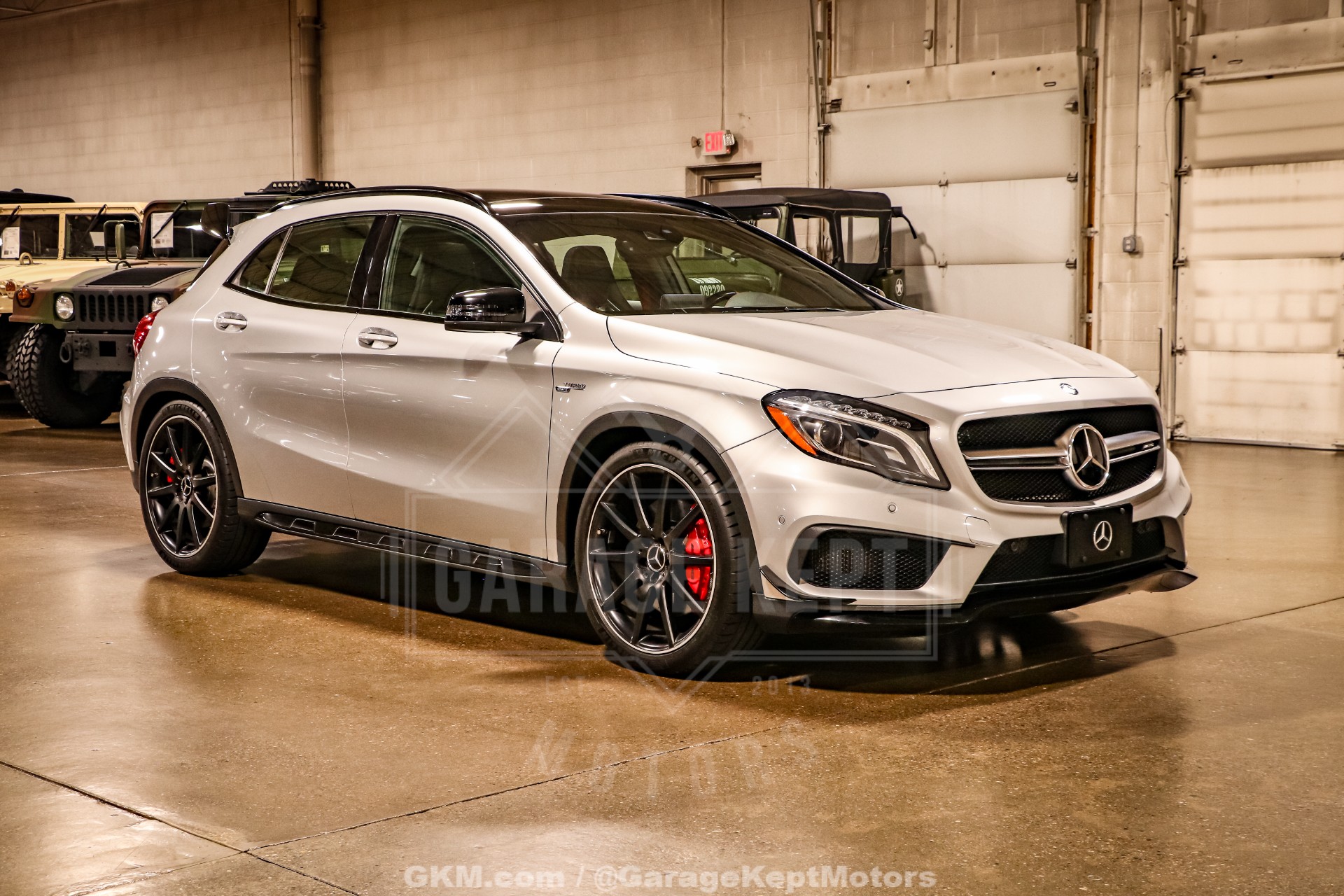 2016 Mercedes-Benz GLA 12