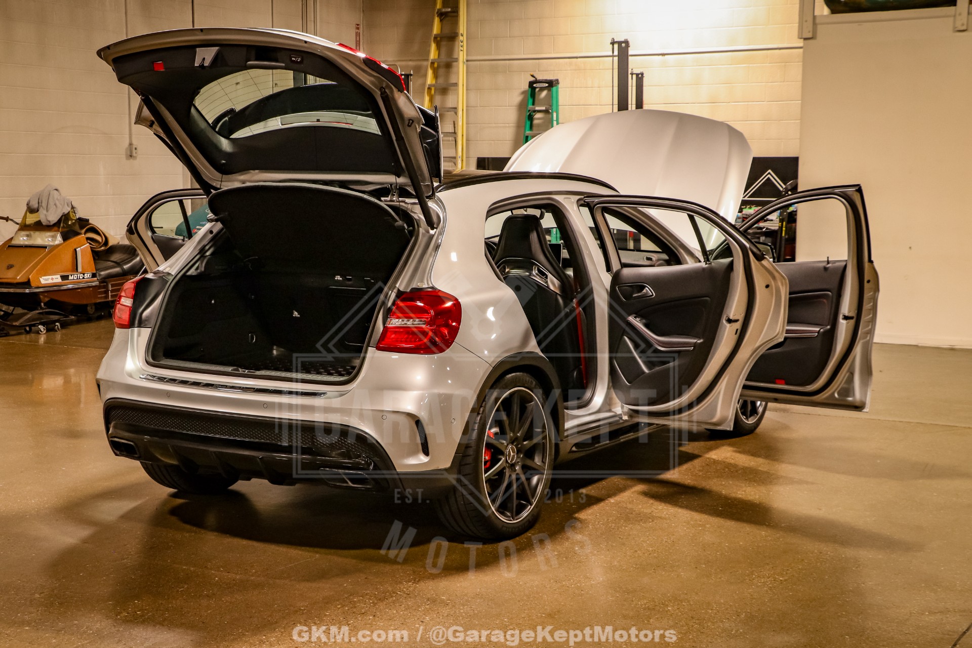 2016 Mercedes-Benz GLA 64