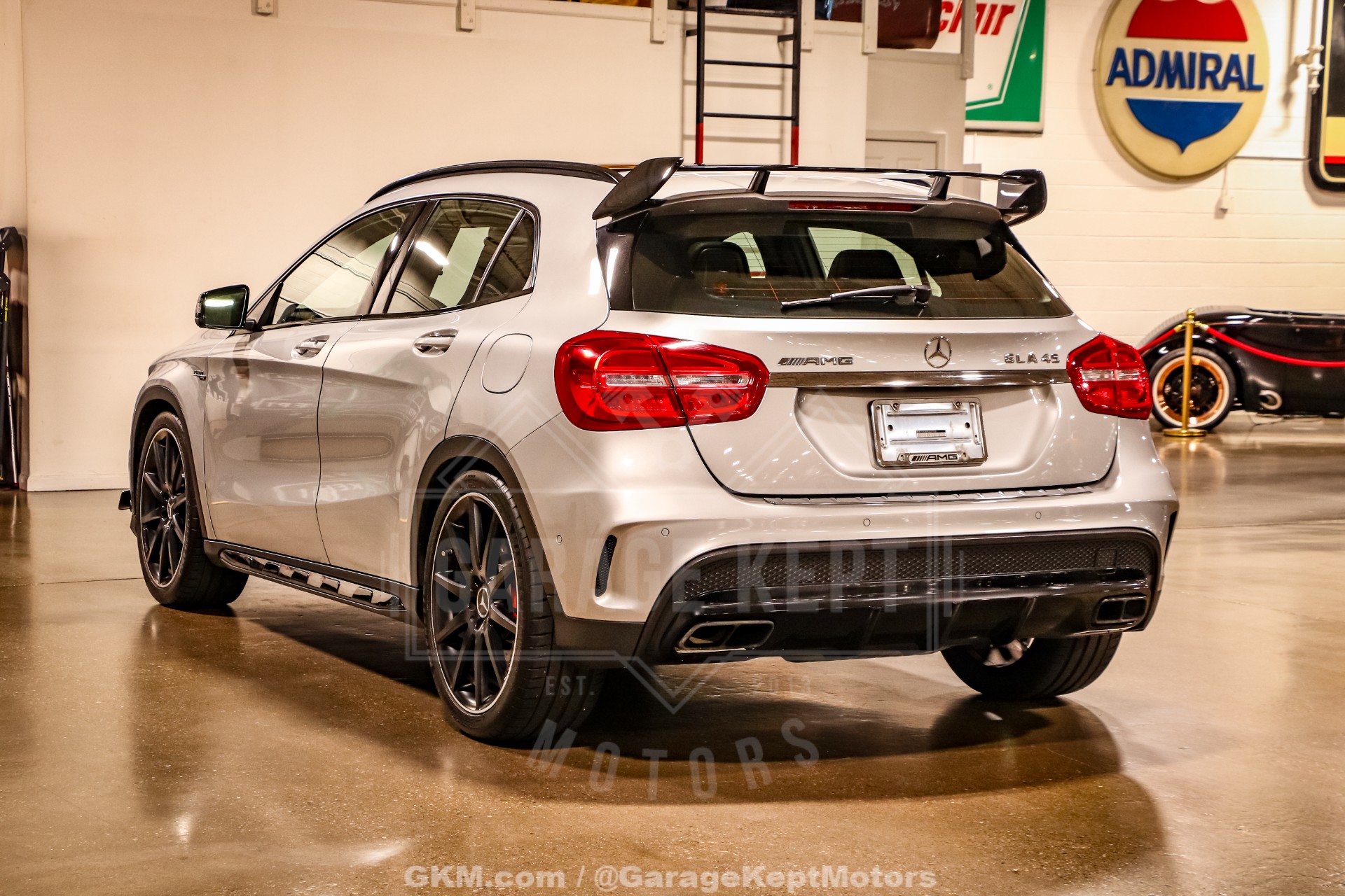 2016 Mercedes-Benz GLA 7