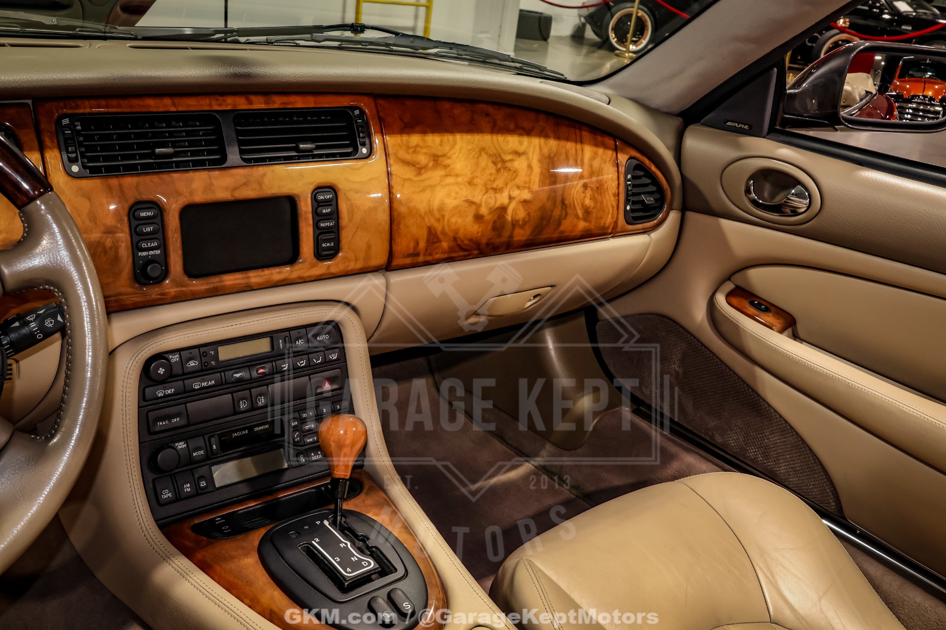 2000 Jaguar XK-Series 101