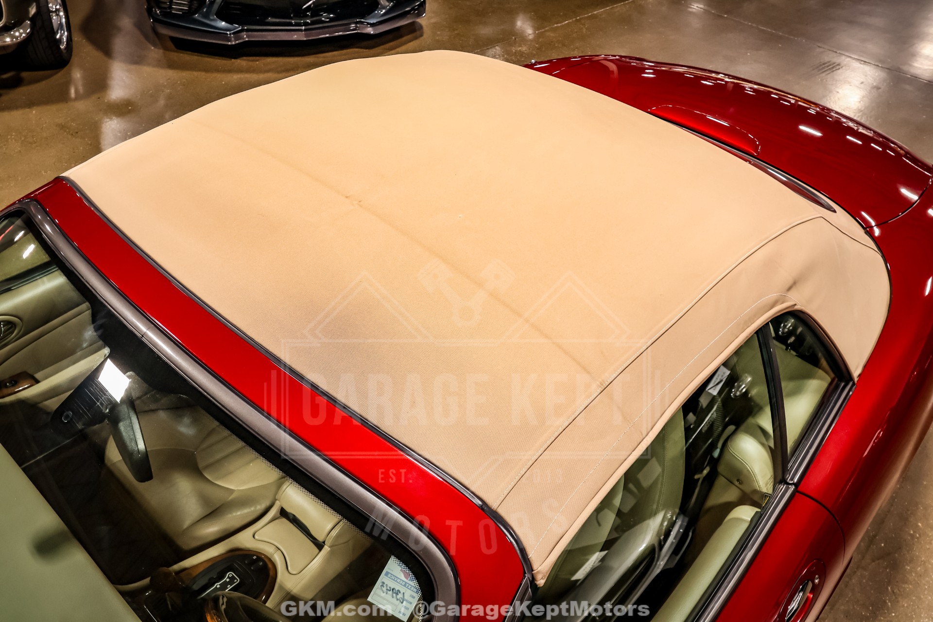 2000 Jaguar XK-Series 10