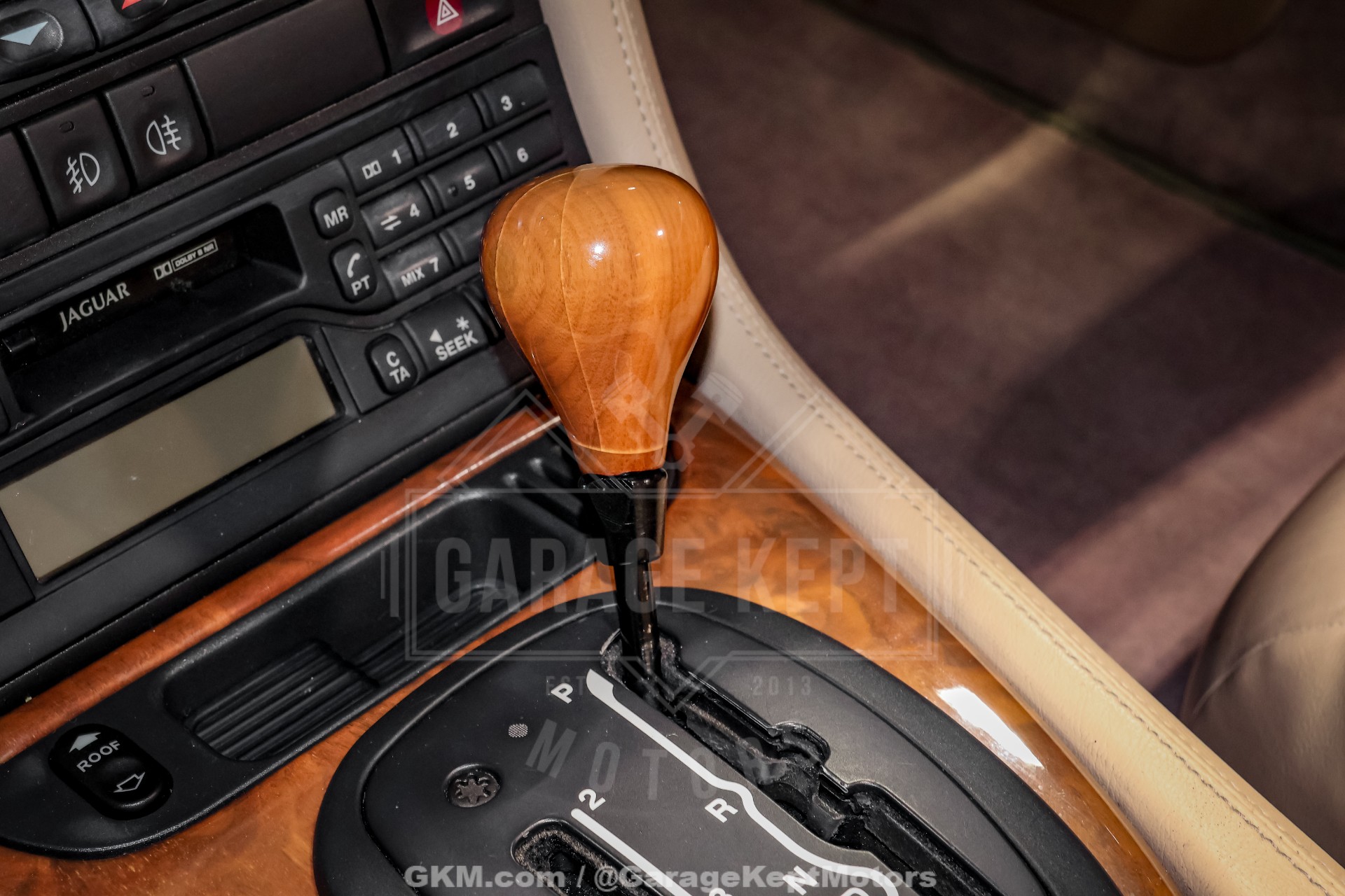 2000 Jaguar XK-Series 114