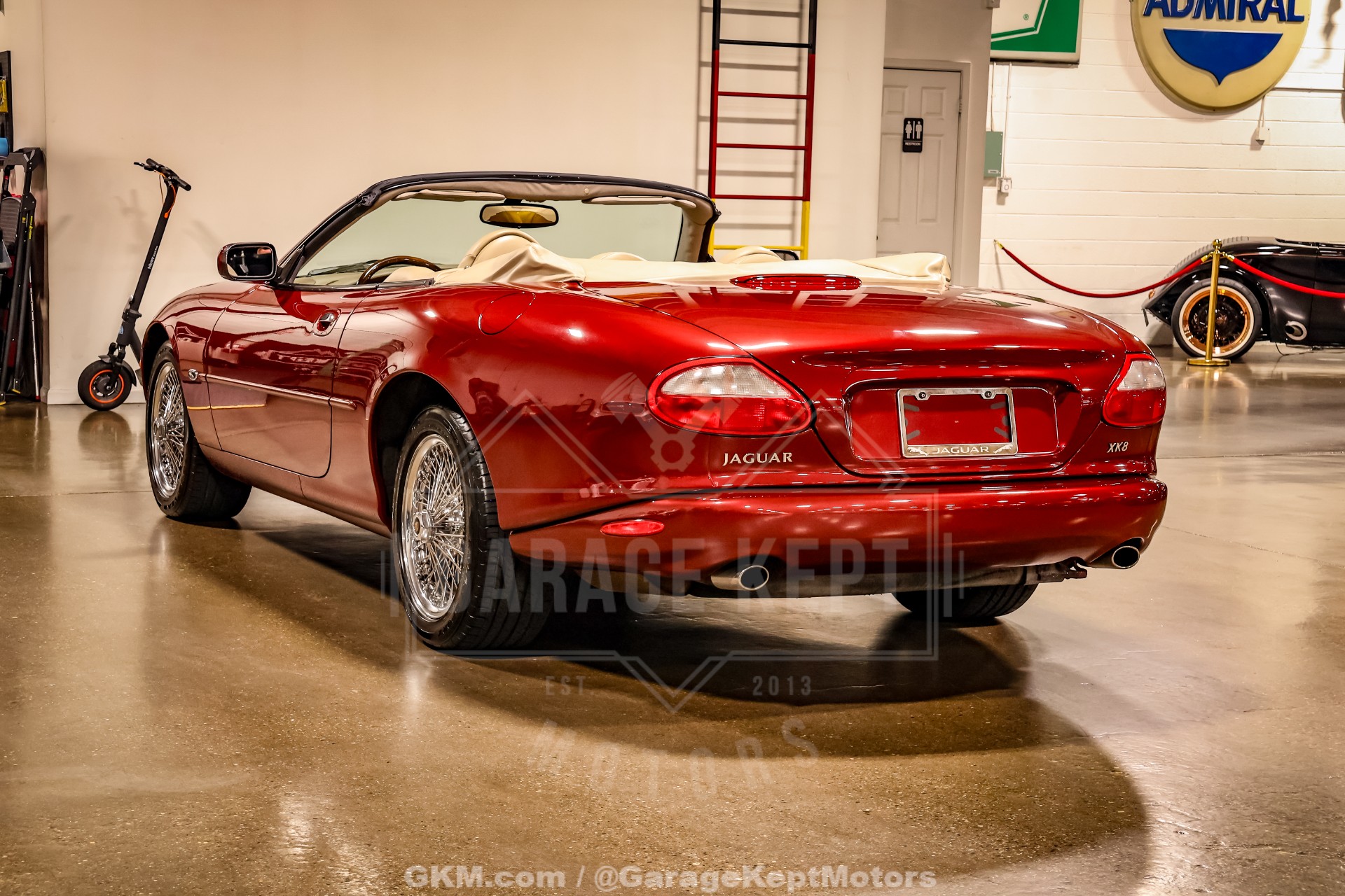2000 Jaguar XK-Series 22