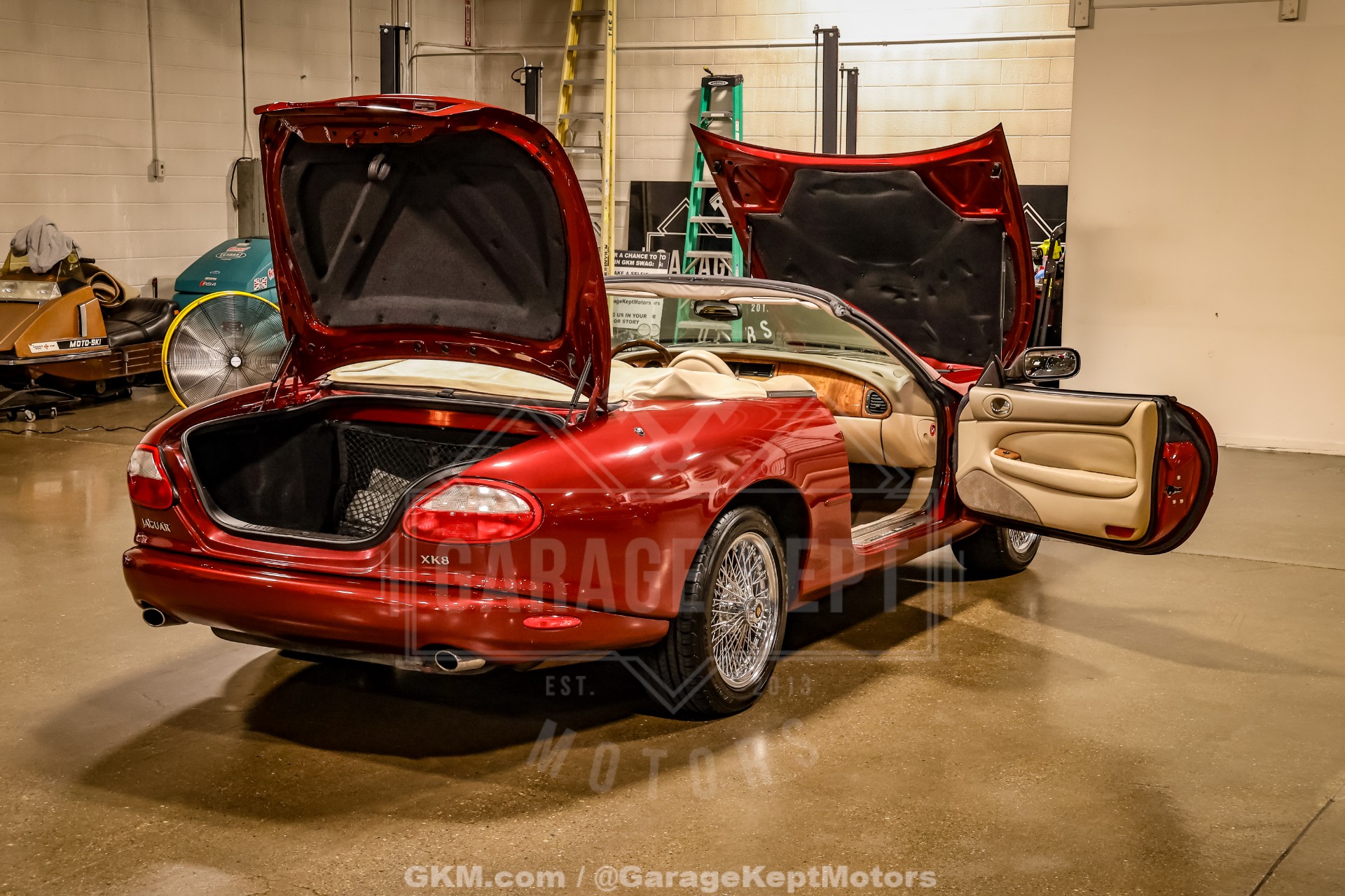 2000 Jaguar XK-Series 45