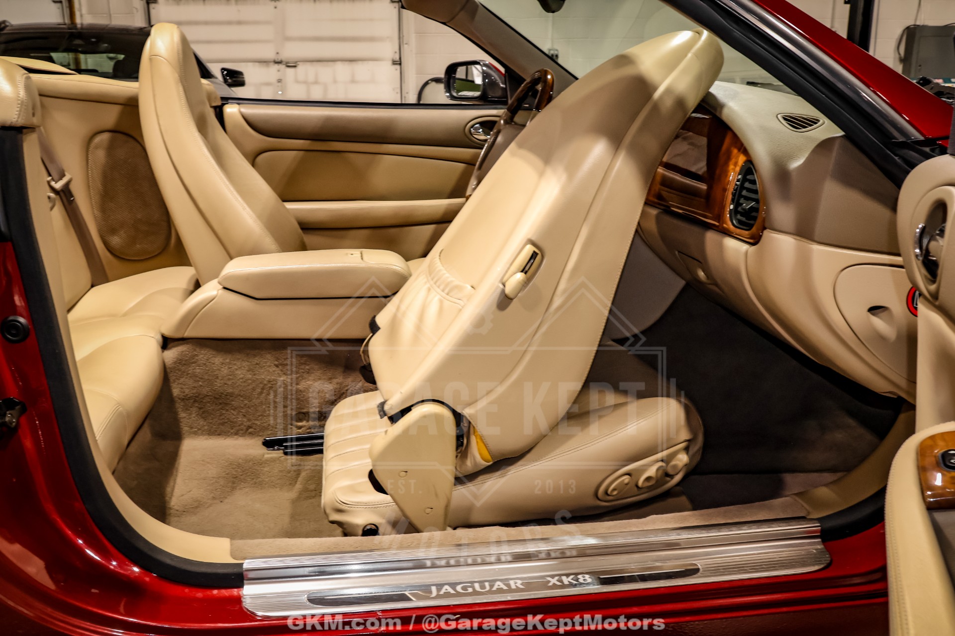 2000 Jaguar XK-Series 59