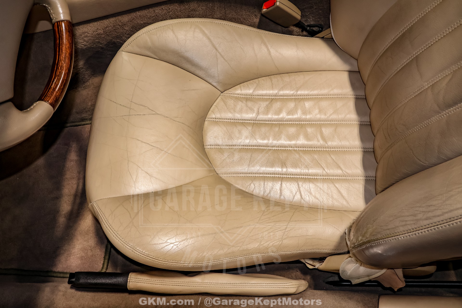 2000 Jaguar XK-Series 91