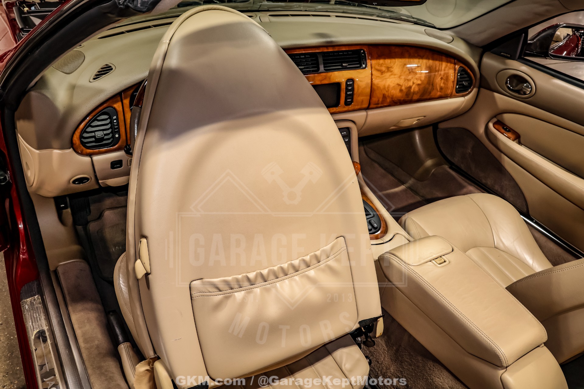 2000 Jaguar XK-Series 98
