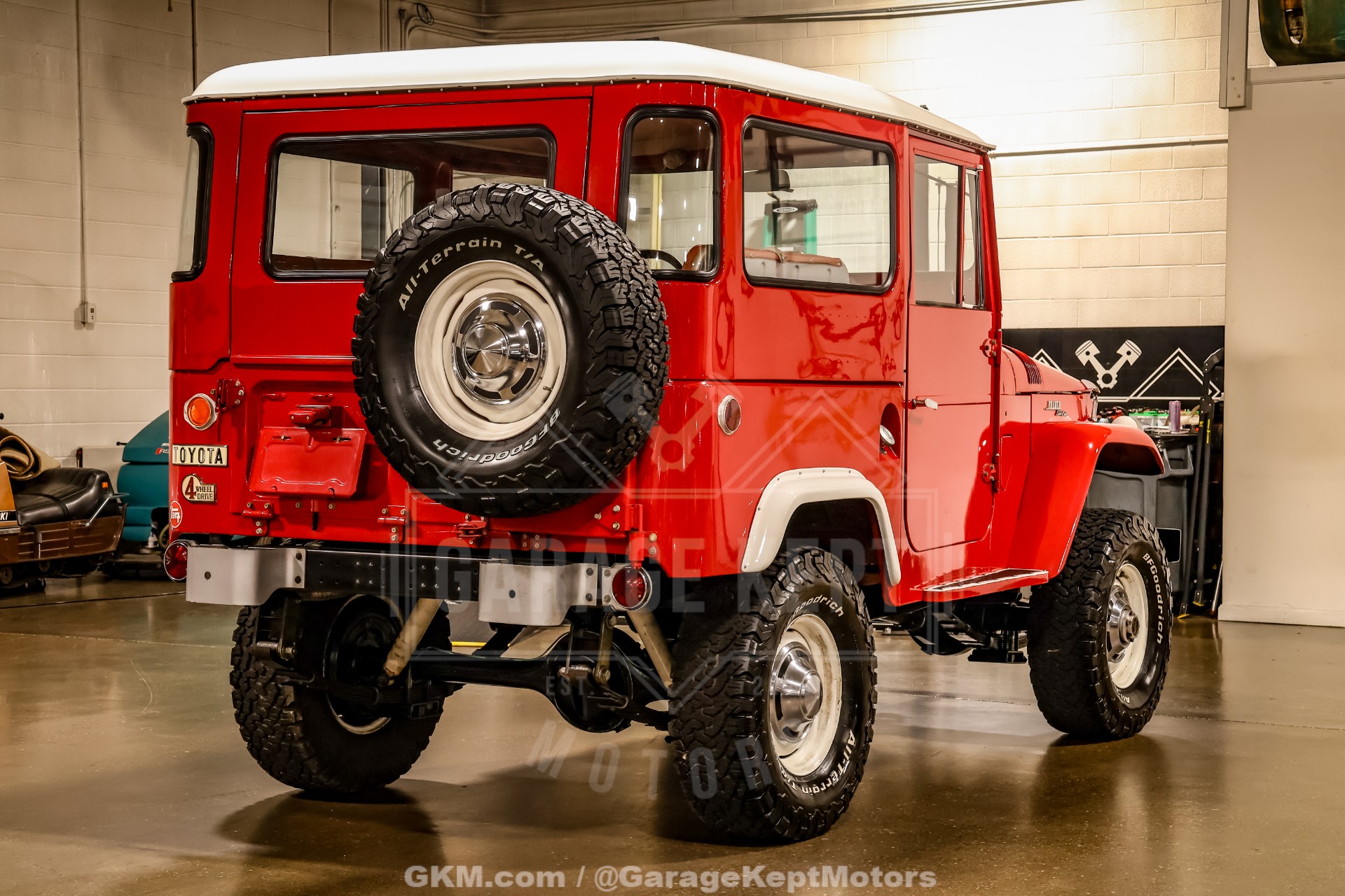 1965 Toyota Land Cruiser 8