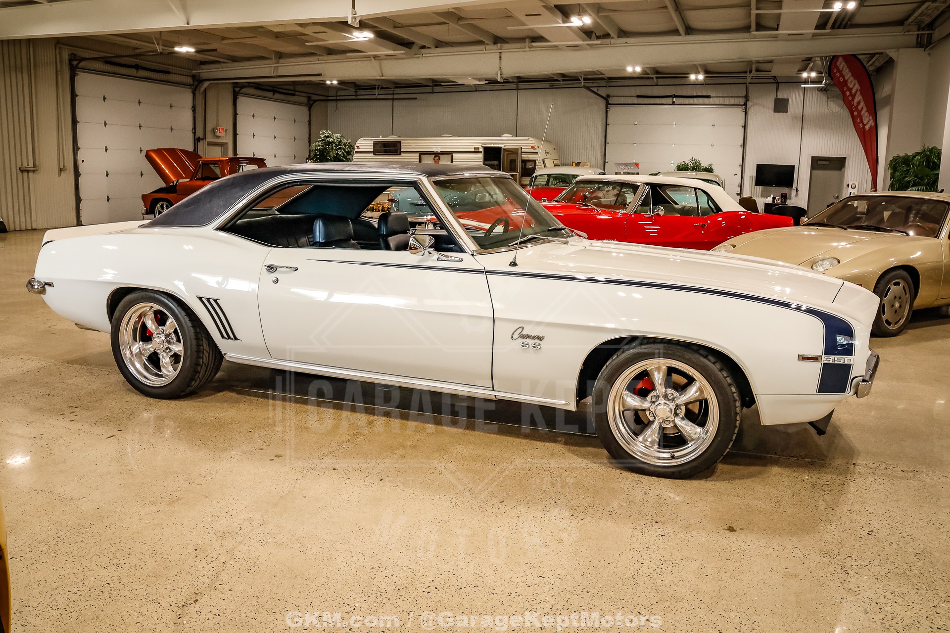1969 Chevrolet Camaro SS 13