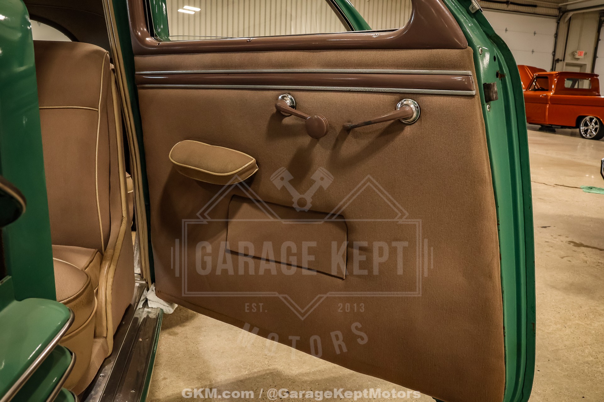 1936 Cord 810 Westchester 102