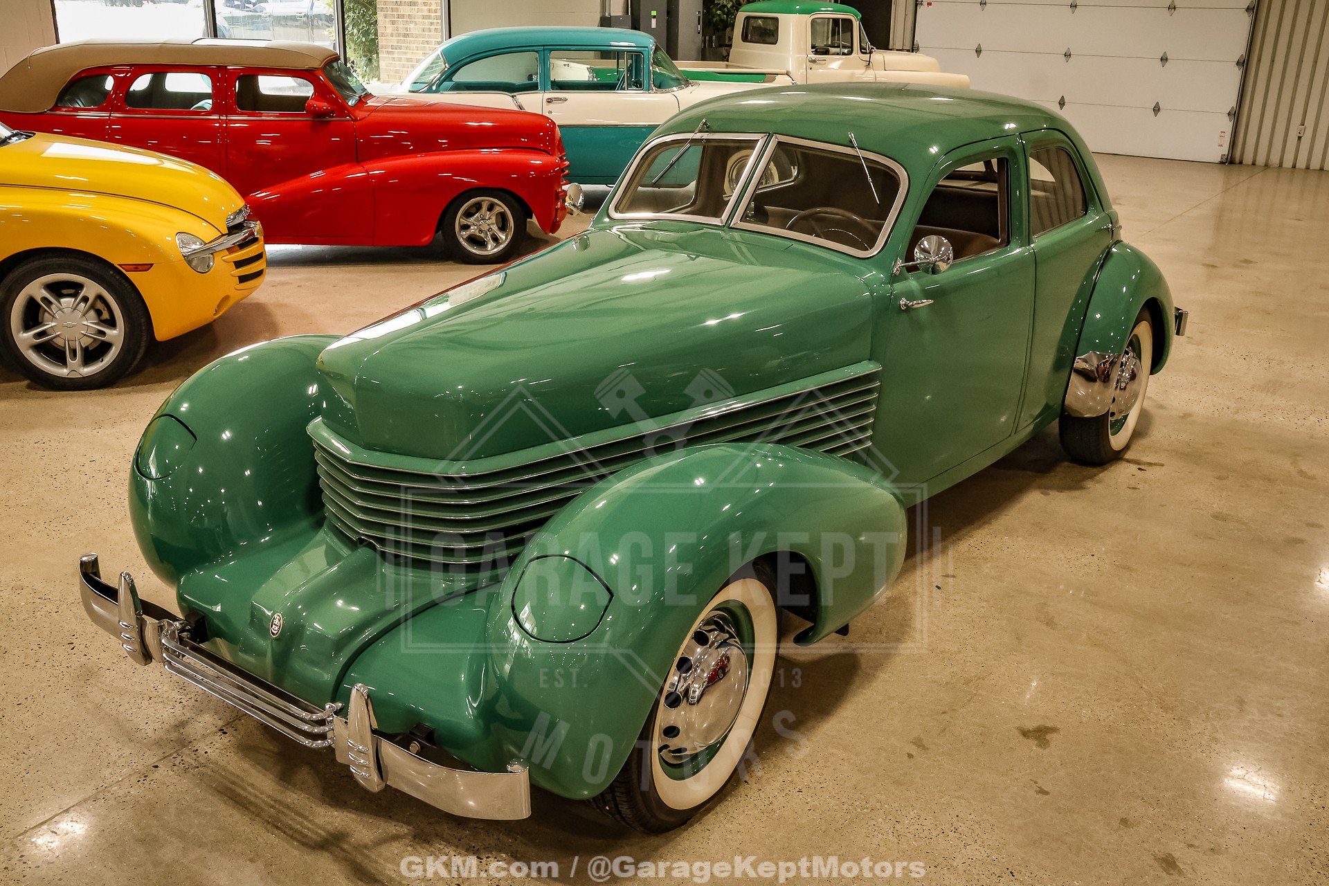 1936 Cord 810 Westchester 18