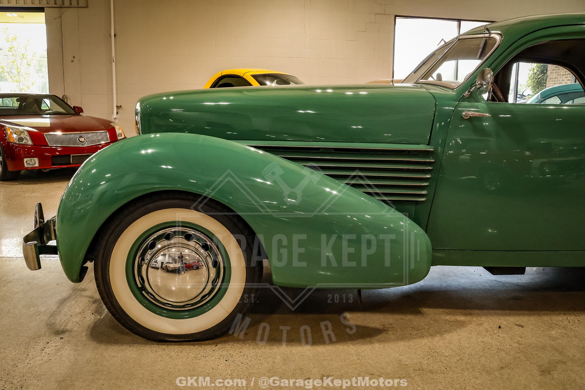 1936 Cord 810 Westchester 26