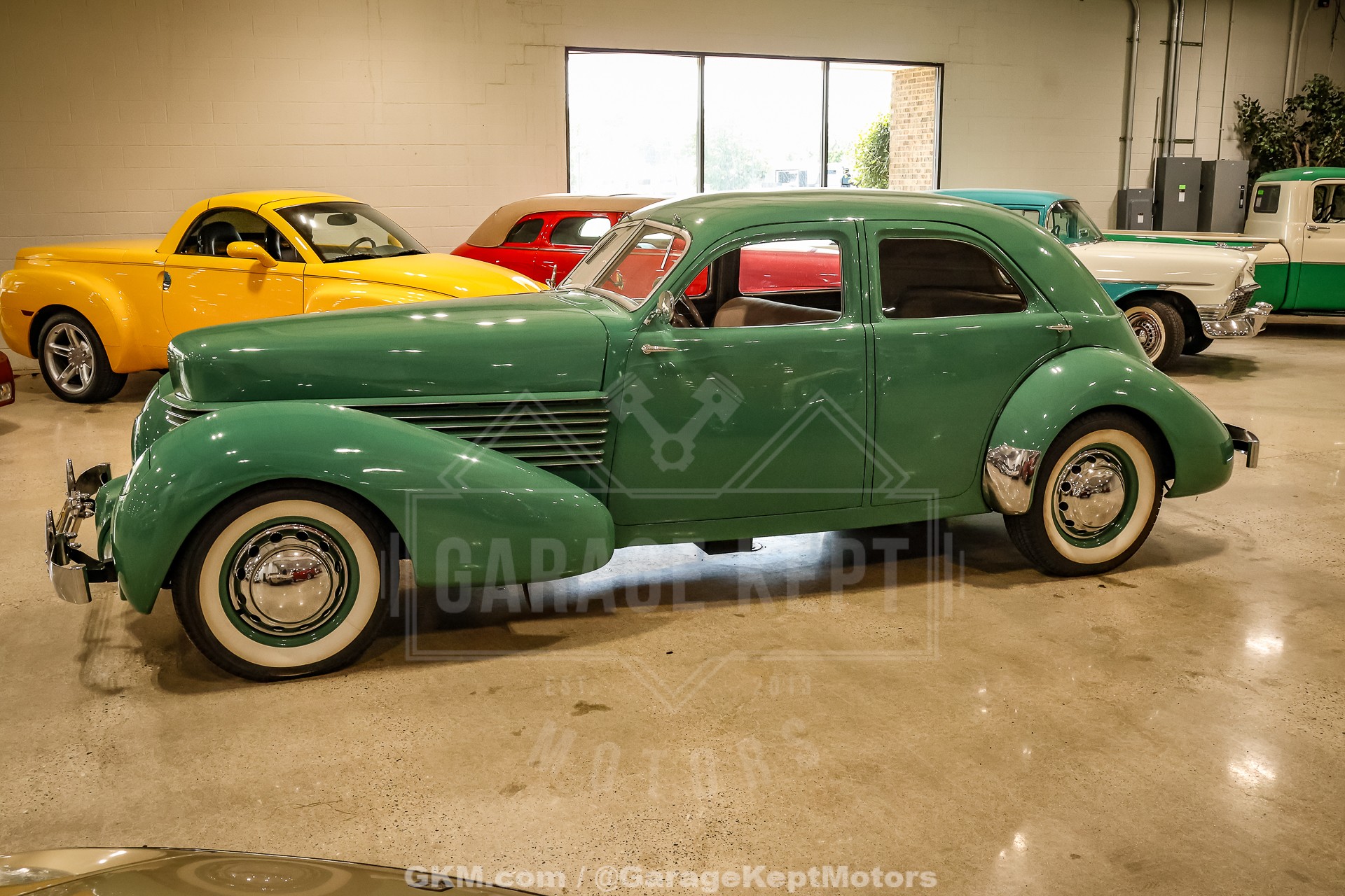 1936 Cord 810 Westchester 4