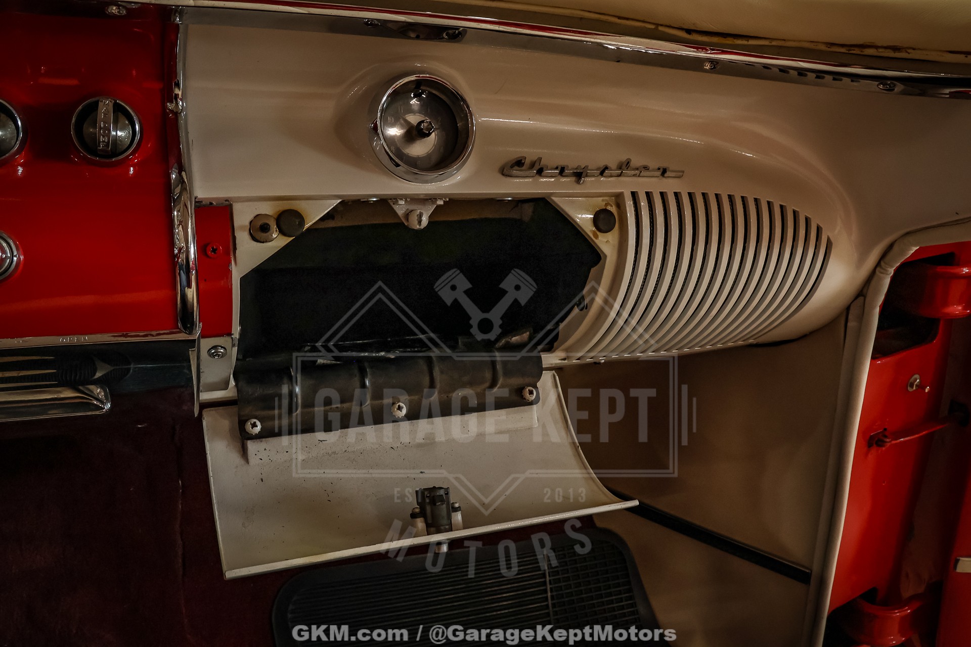 1955 Chrysler New Yorker 136