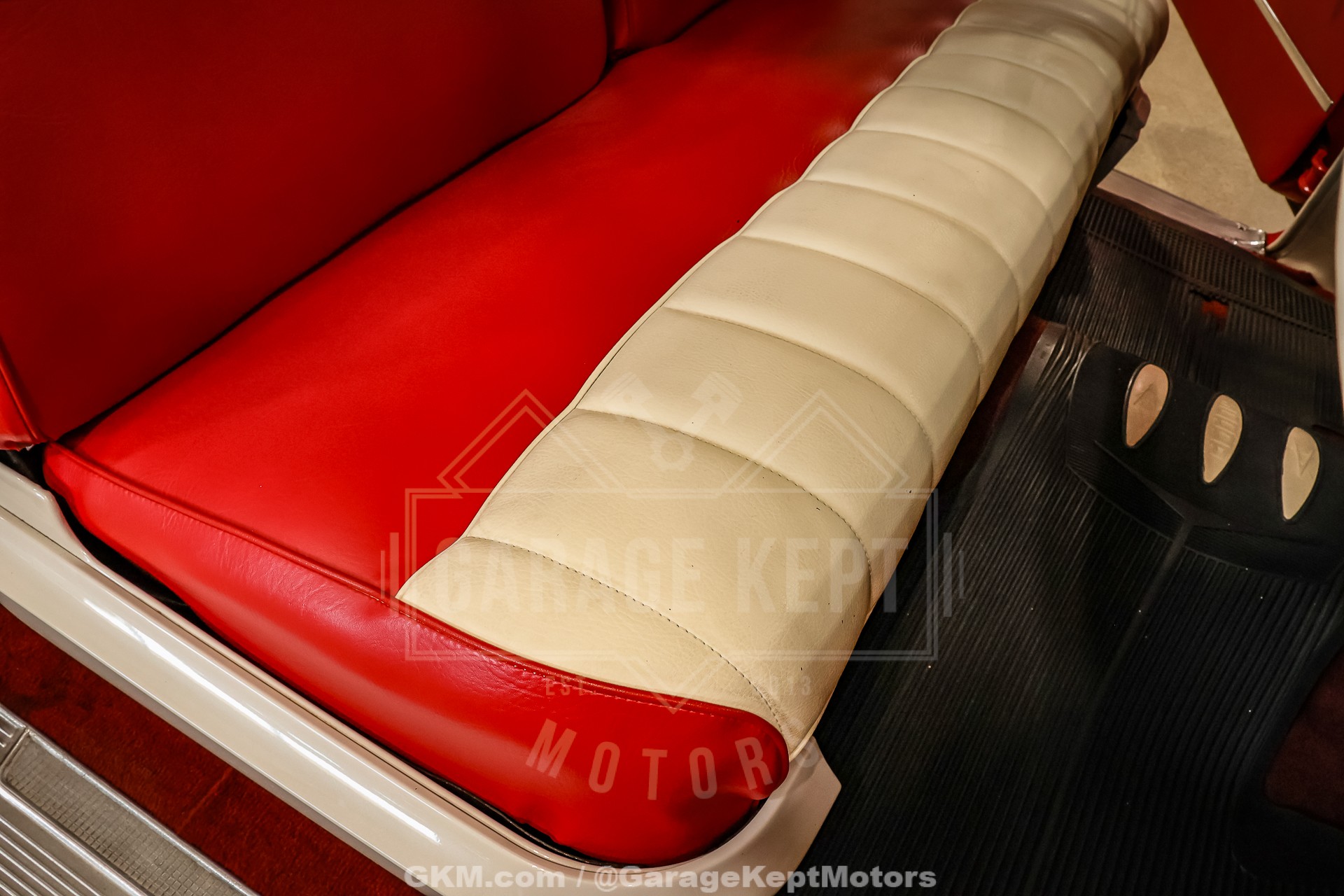 1955 Chrysler New Yorker 83