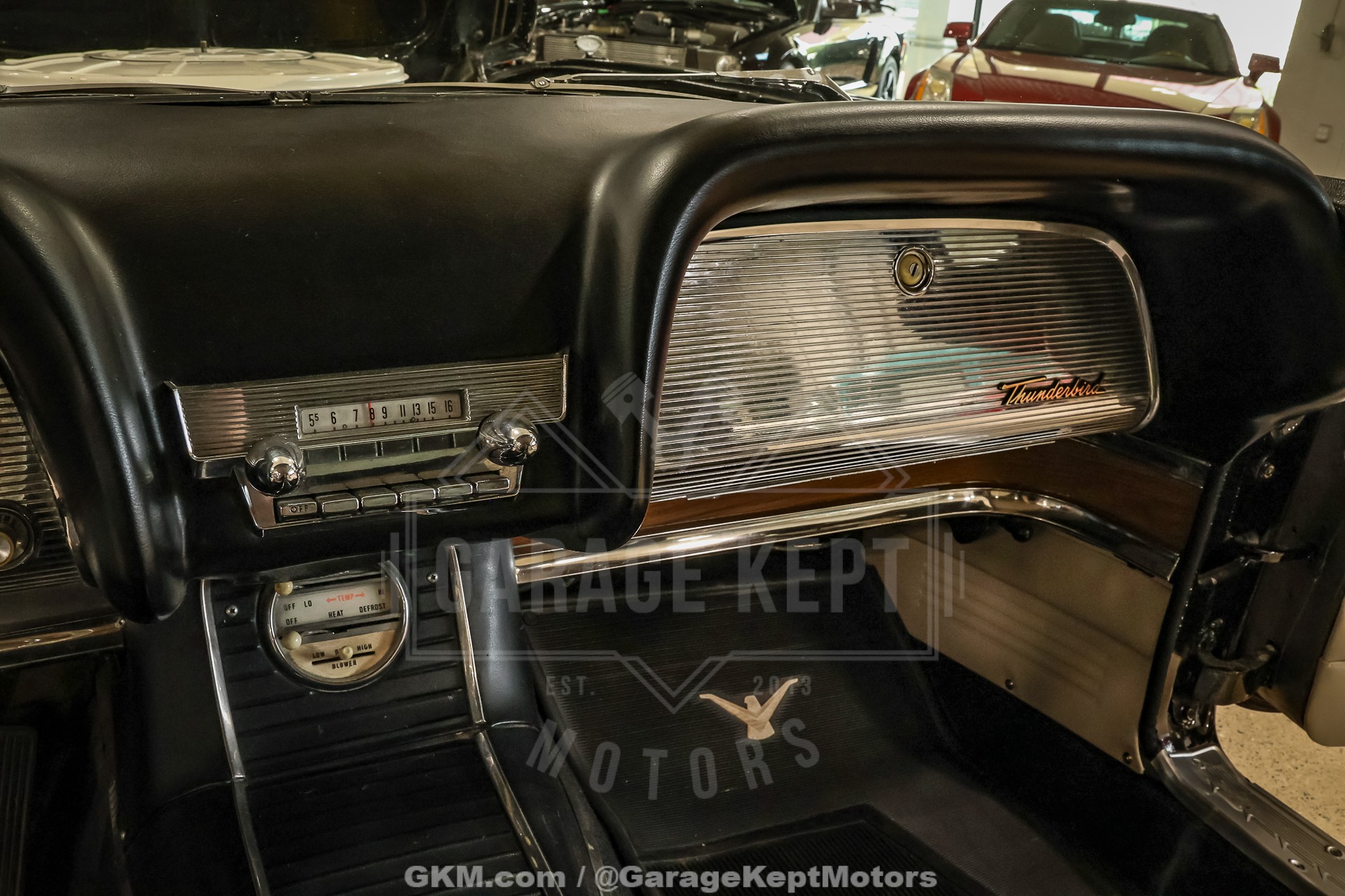 1960 Ford Thunderbird 117