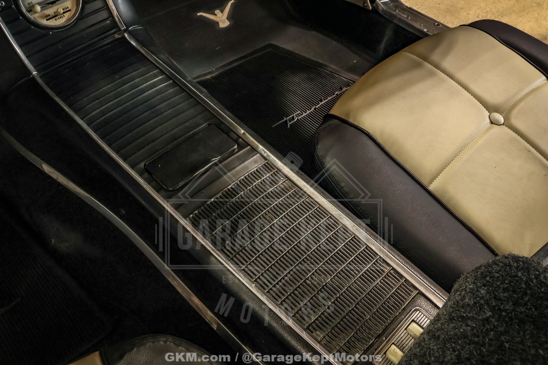 1960 Ford Thunderbird 122