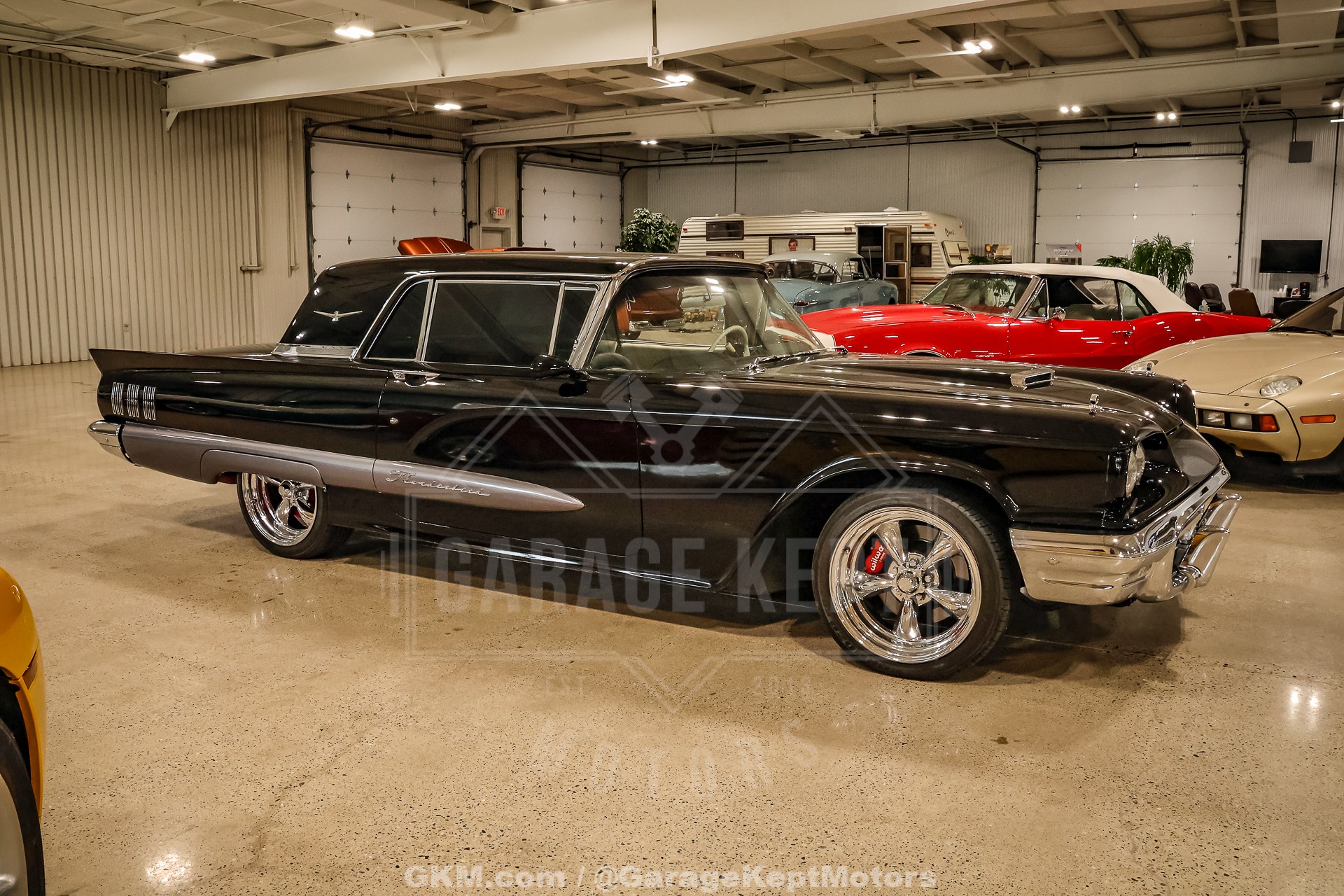 1960 Ford Thunderbird 12