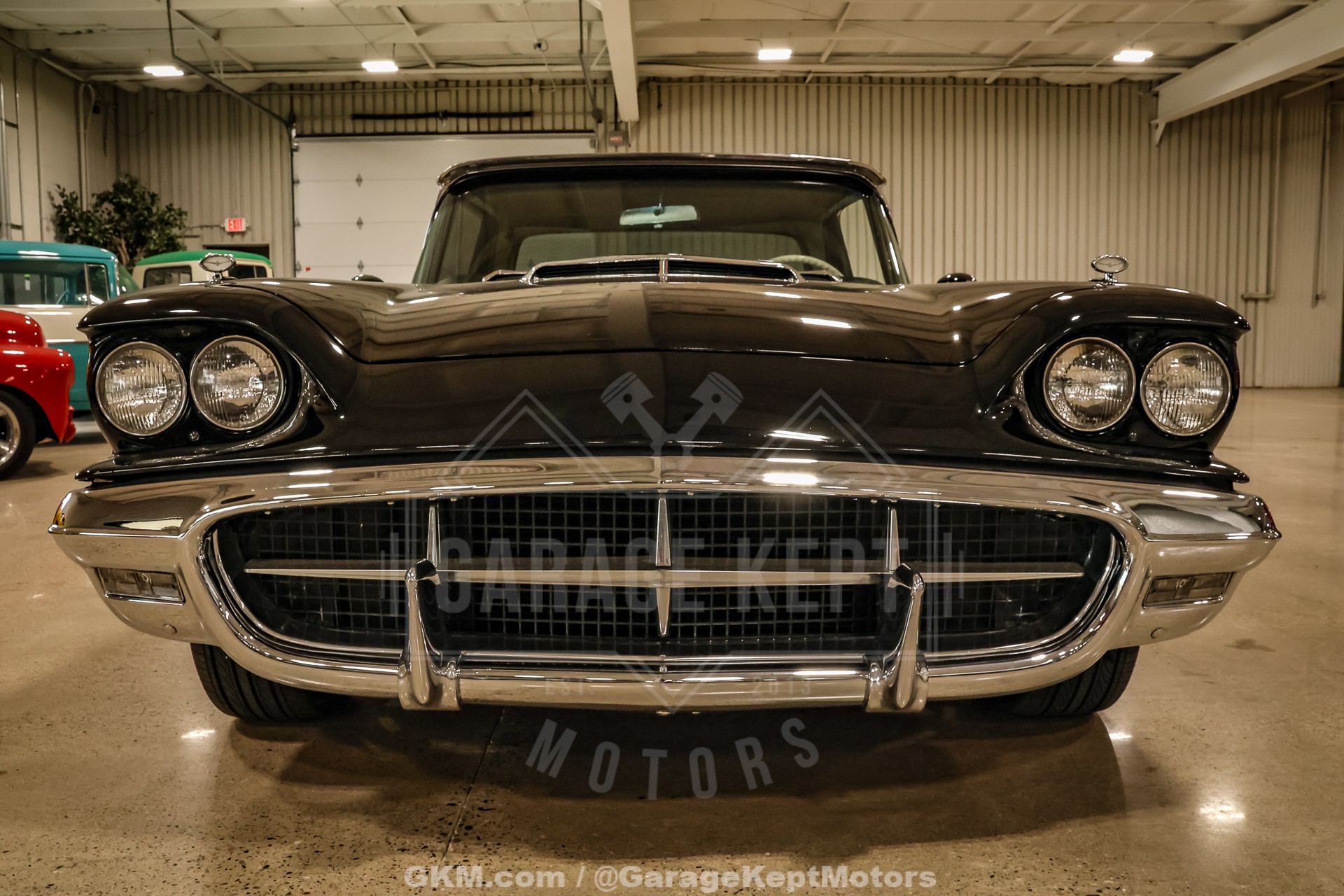 1960 Ford Thunderbird 17