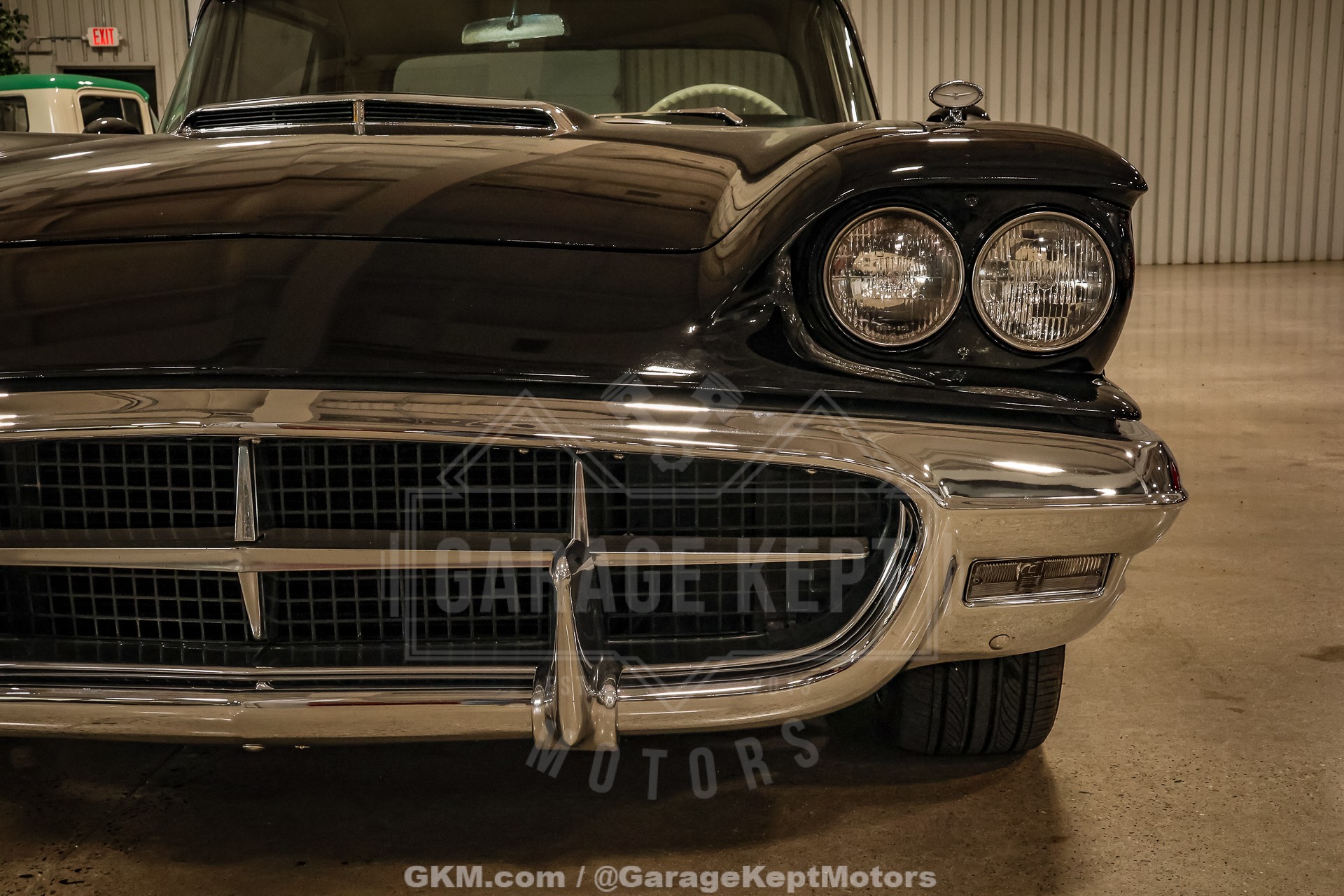 1960 Ford Thunderbird 18