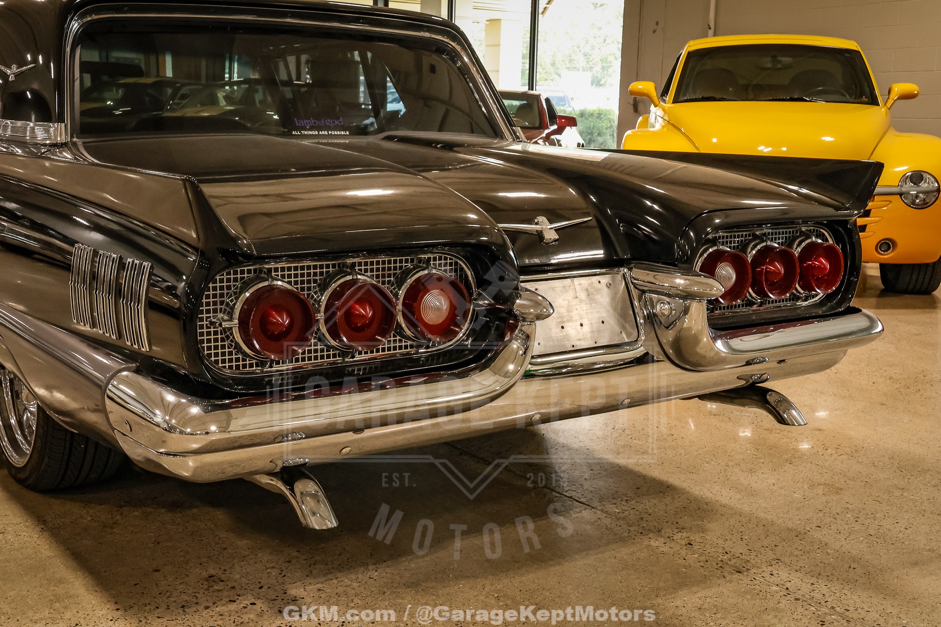 1960 Ford Thunderbird 38