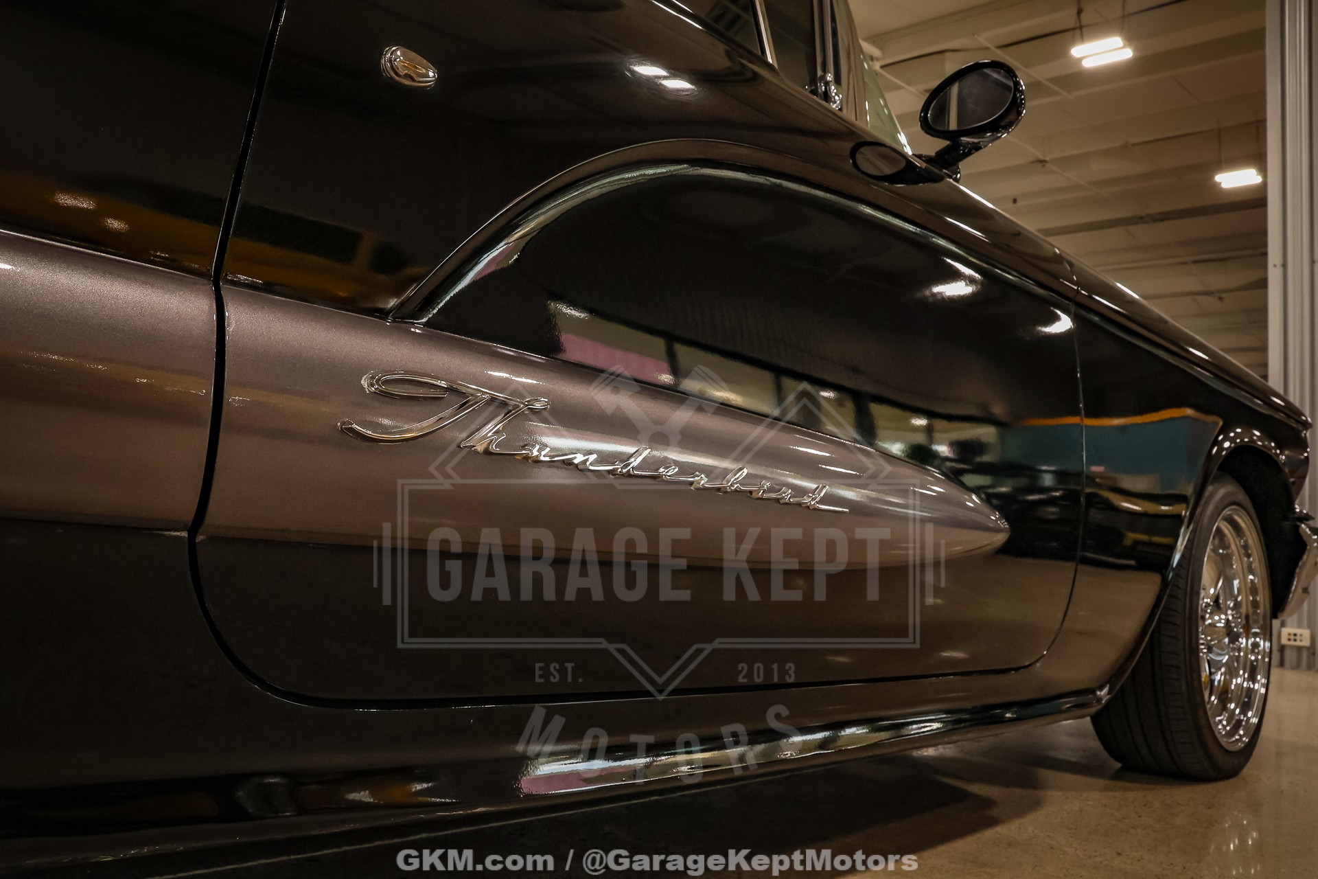 1960 Ford Thunderbird 54