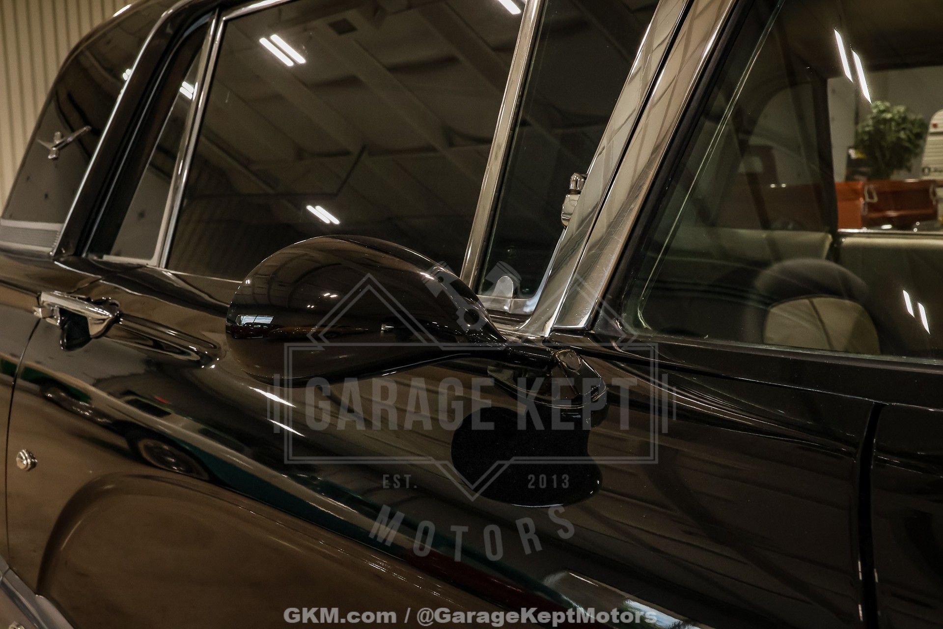 1960 Ford Thunderbird 64