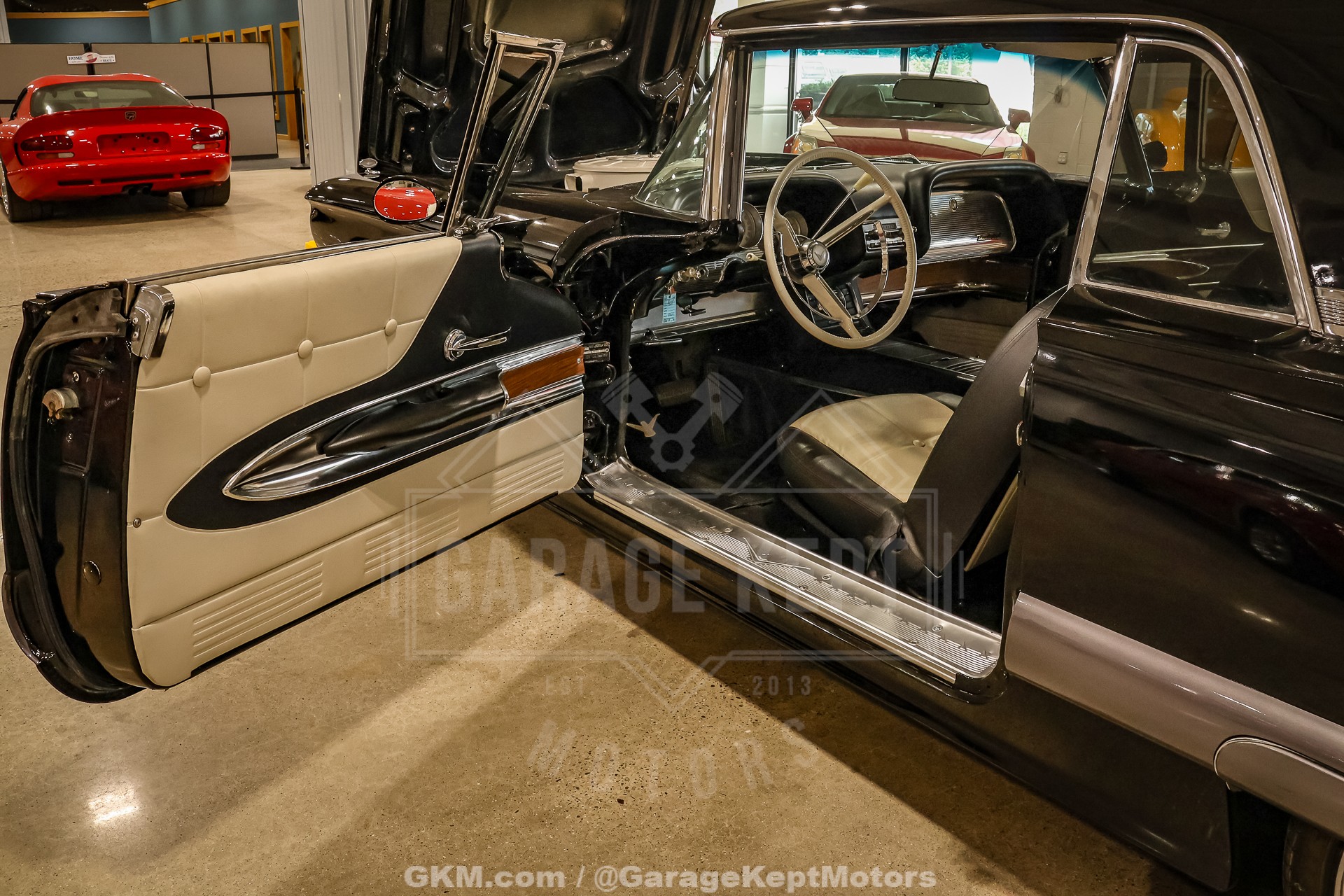 1960 Ford Thunderbird 93
