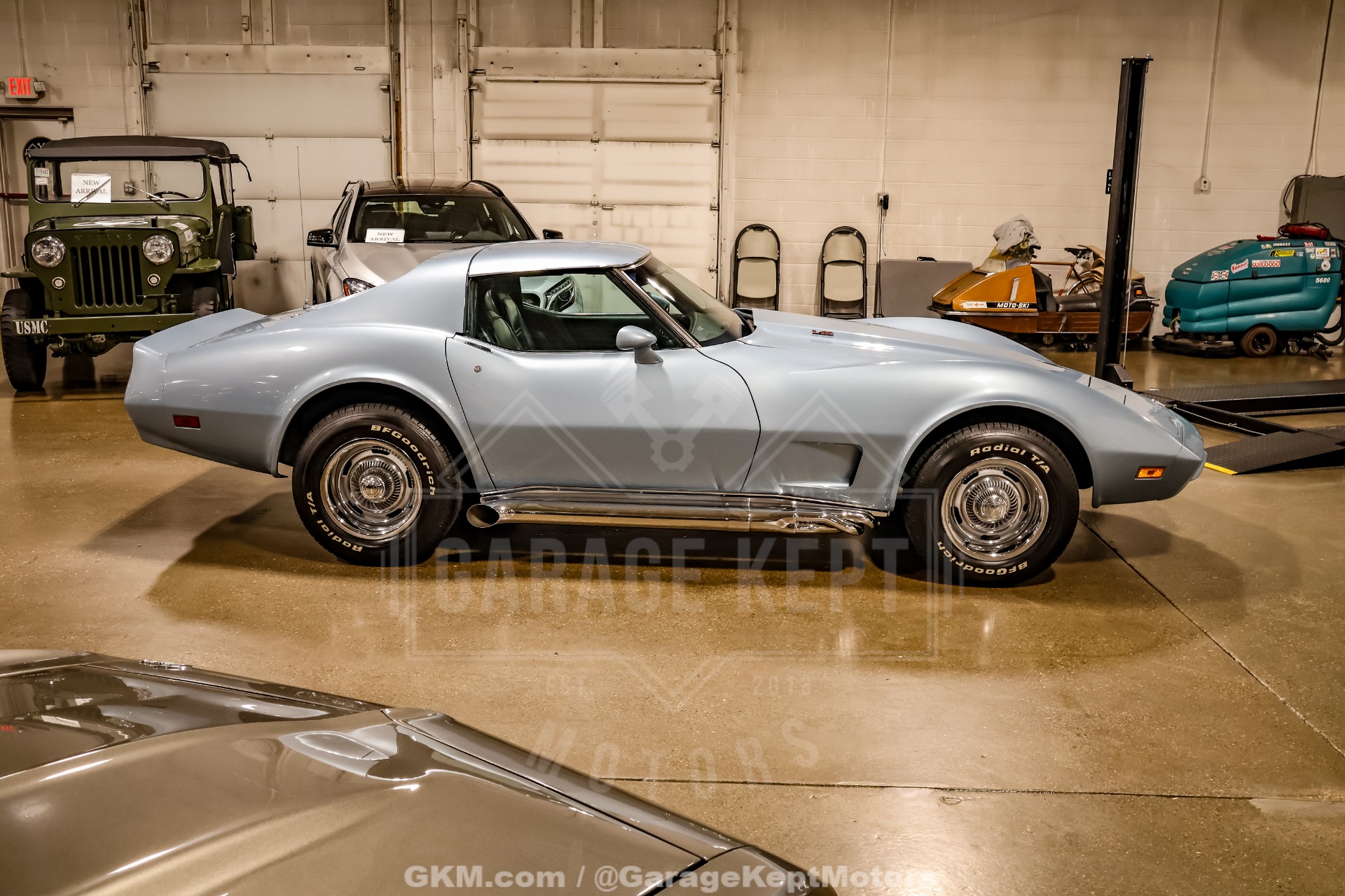 1977 Chevrolet Corvette 11
