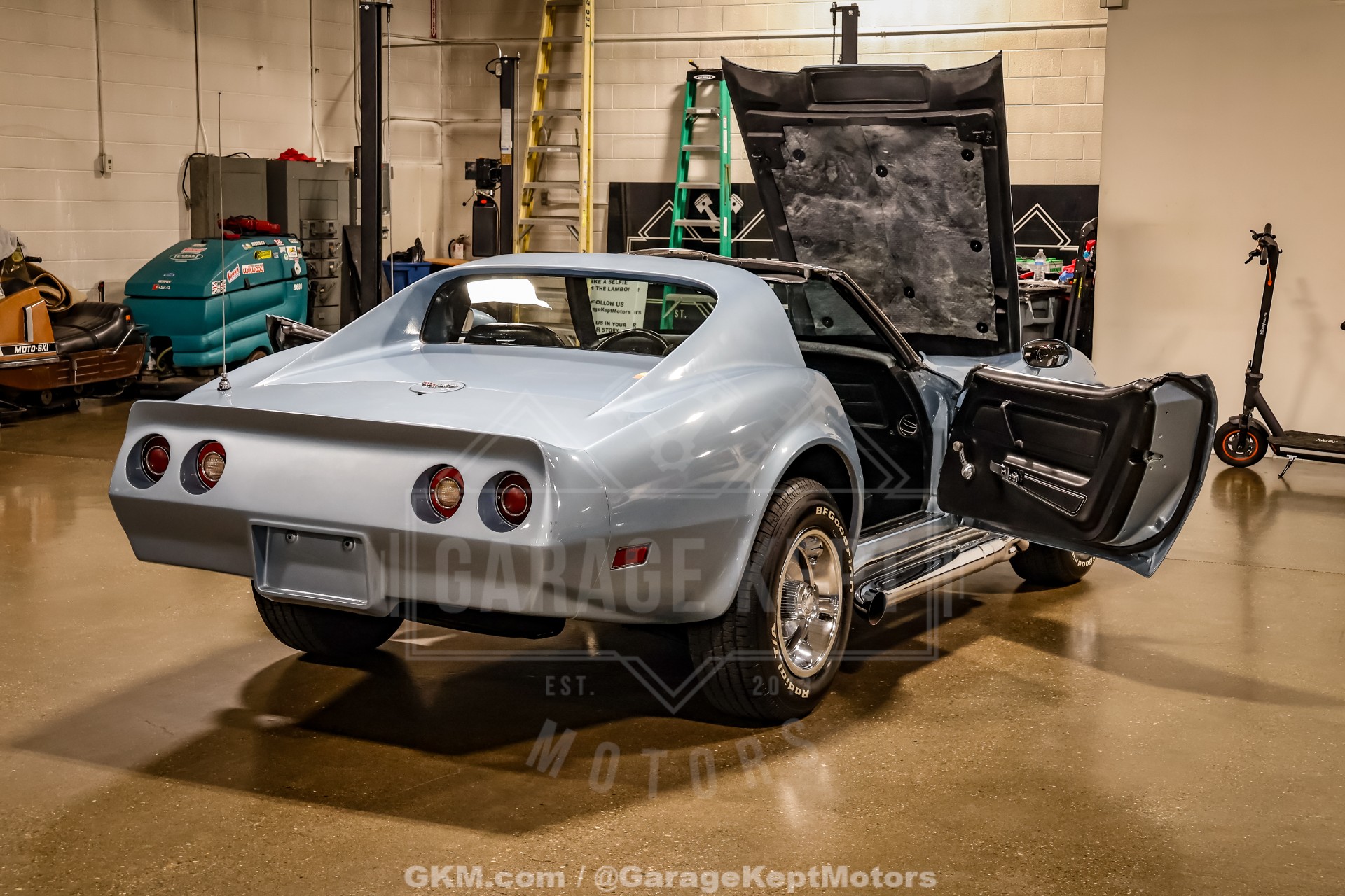 1977 Chevrolet Corvette 71