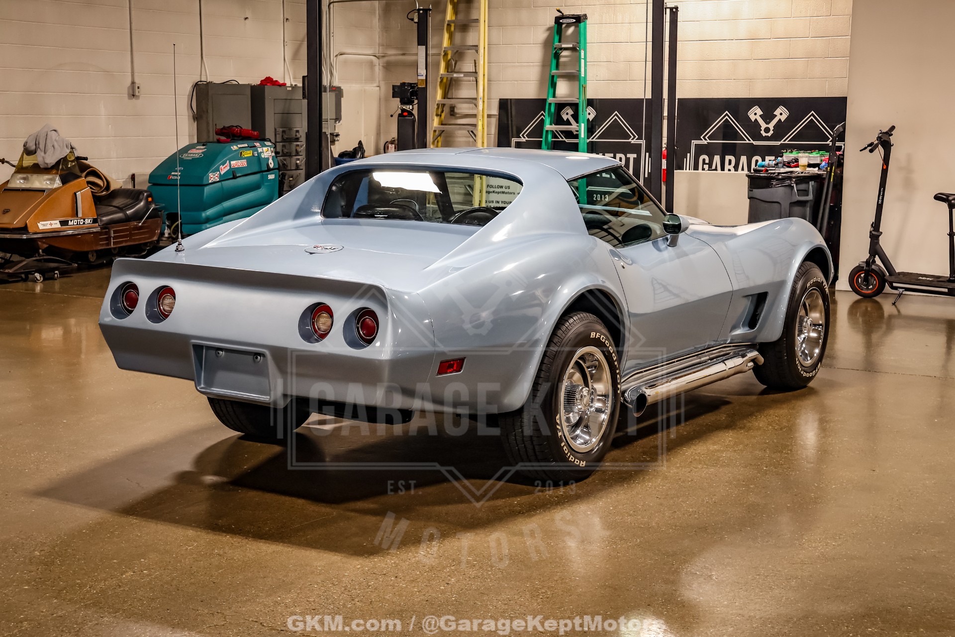 1977 Chevrolet Corvette 9