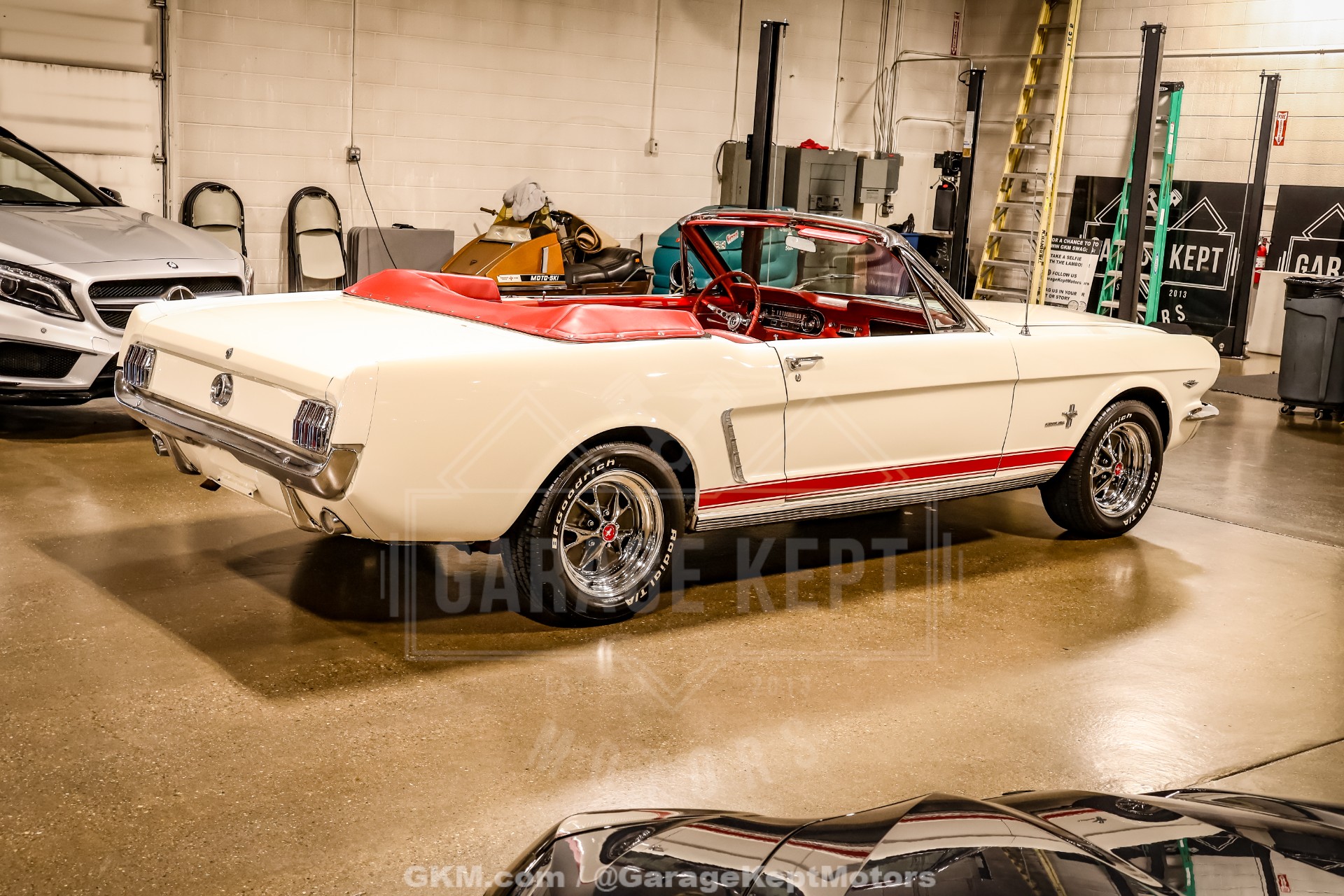 1965 Ford Mustang Convertible 24