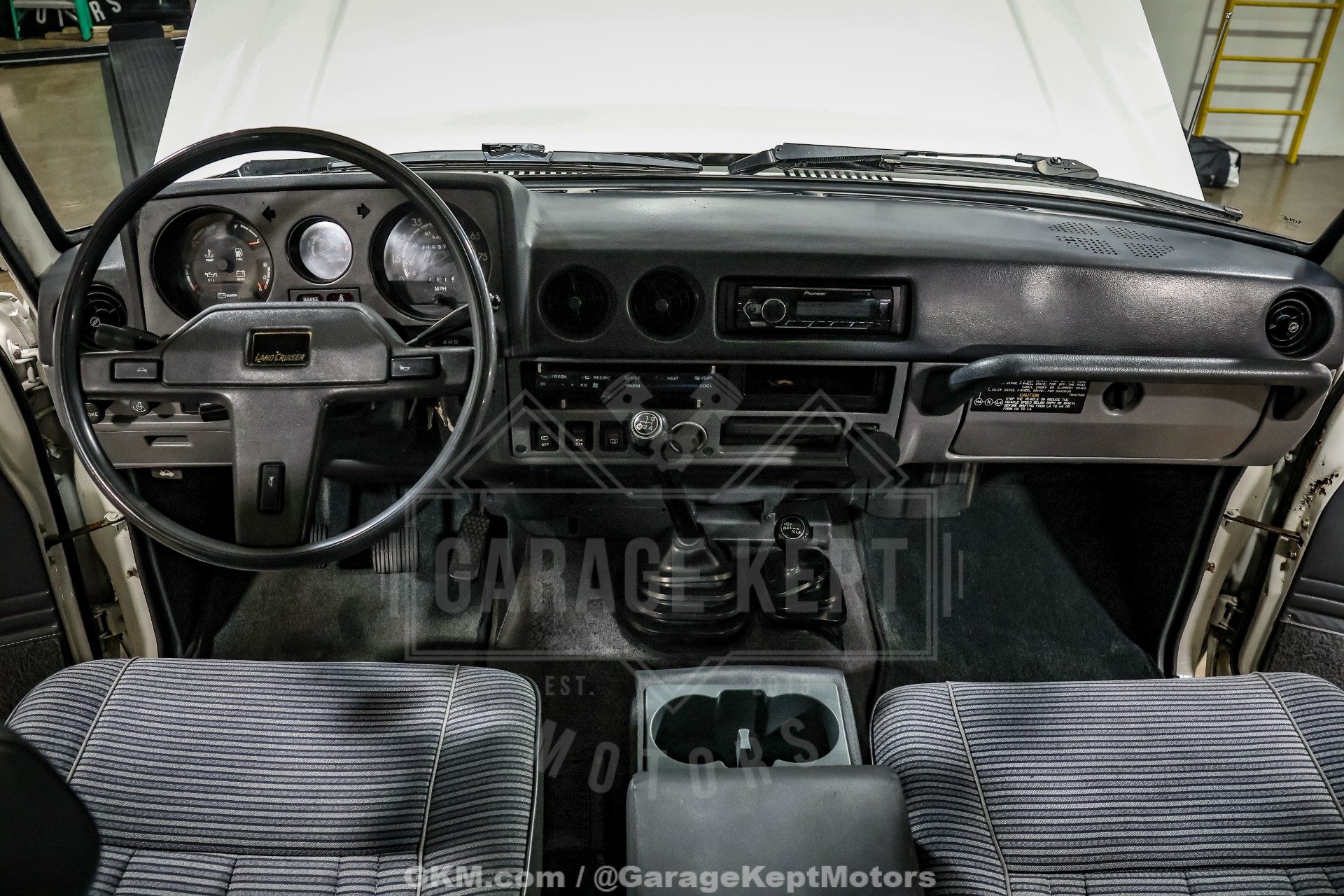 1985 Toyota Land Cruiser 116