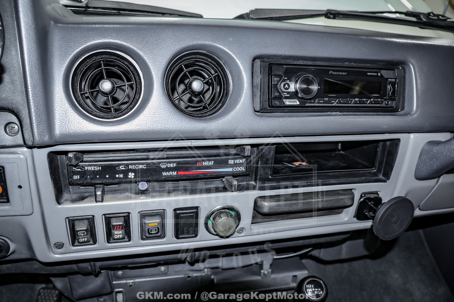 1985 Toyota Land Cruiser 127