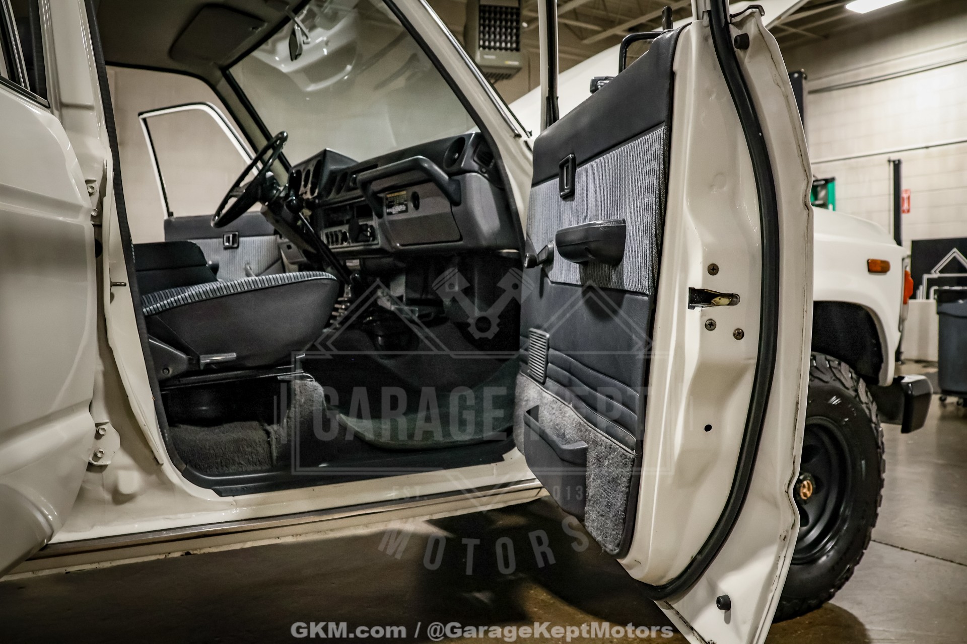 1985 Toyota Land Cruiser 69