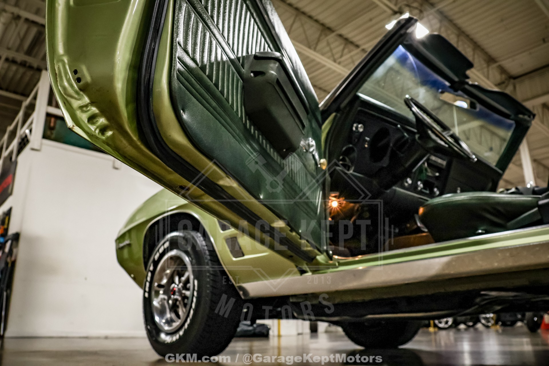 1969 Pontiac Firebird 114