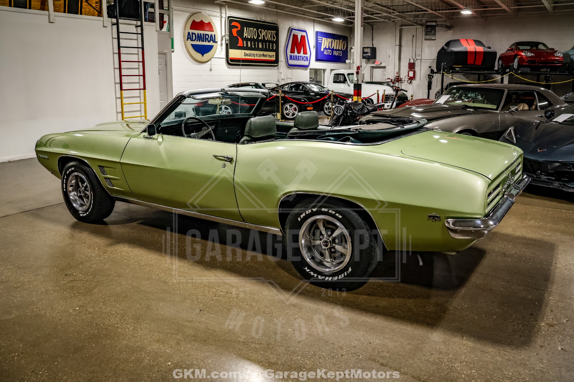1969 Pontiac Firebird 25