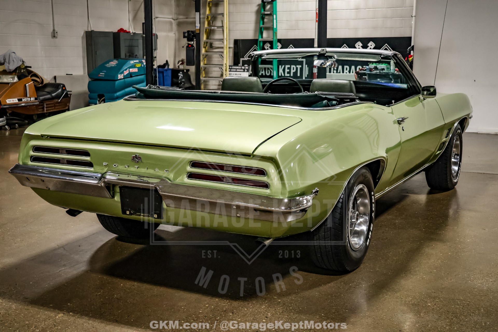 1969 Pontiac Firebird 28