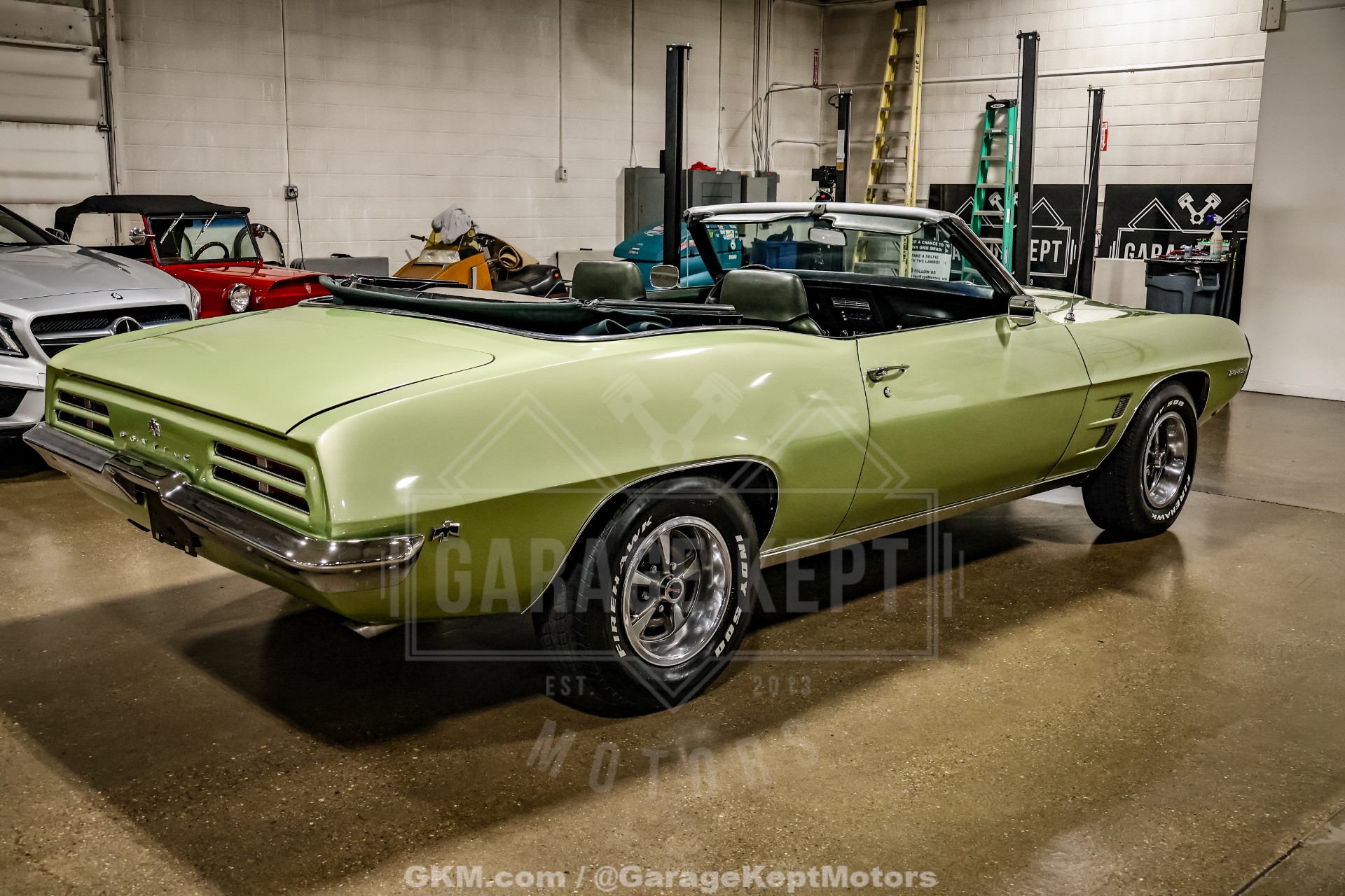 1969 Pontiac Firebird 29