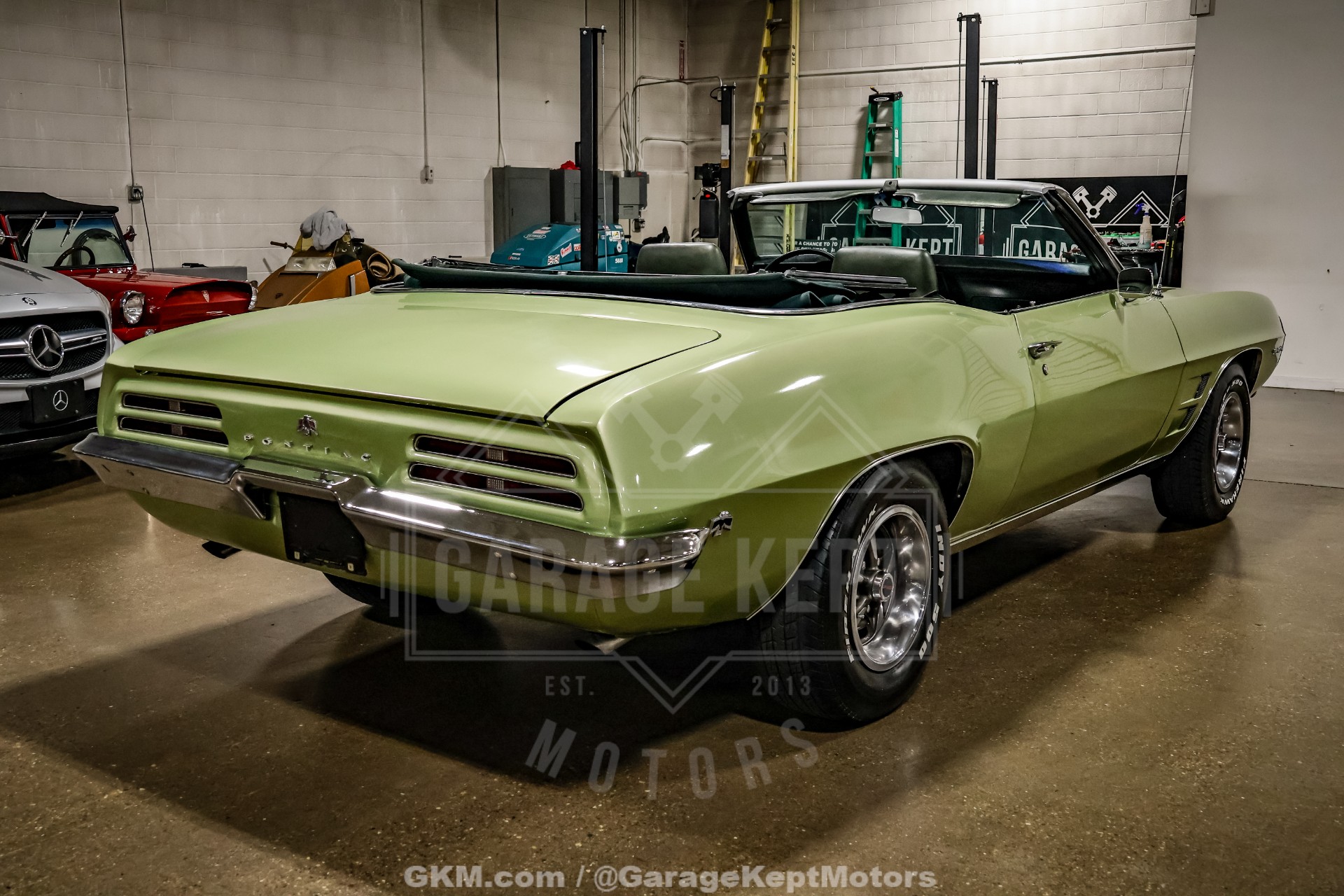 1969 Pontiac Firebird 63