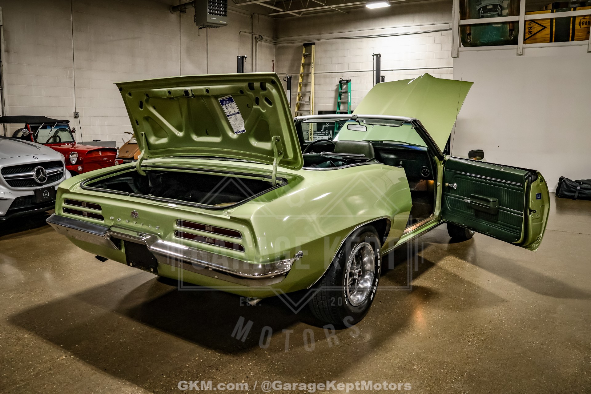1969 Pontiac Firebird 83